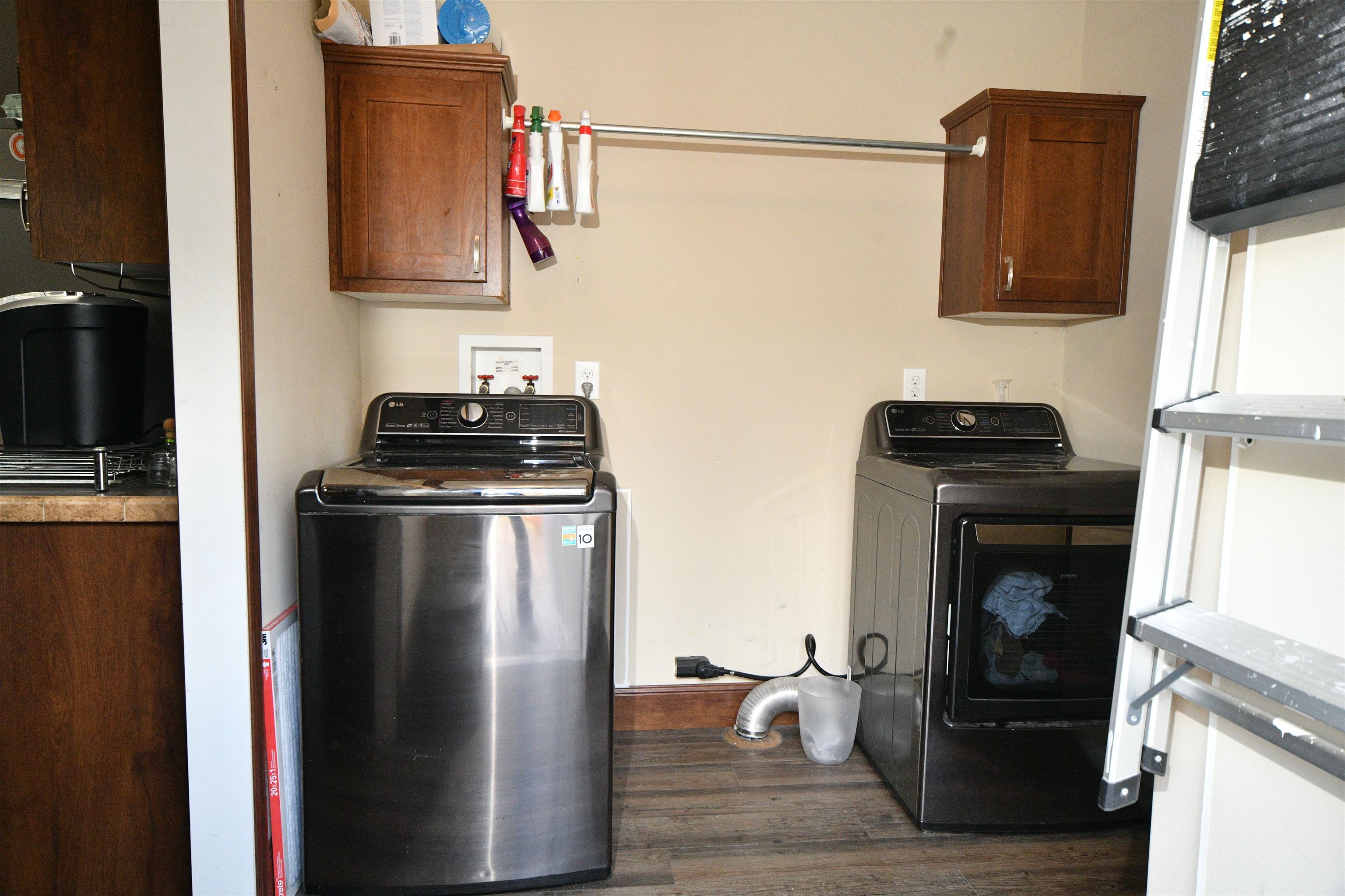 Image 25 of 52 For 130 Fulwood Dr