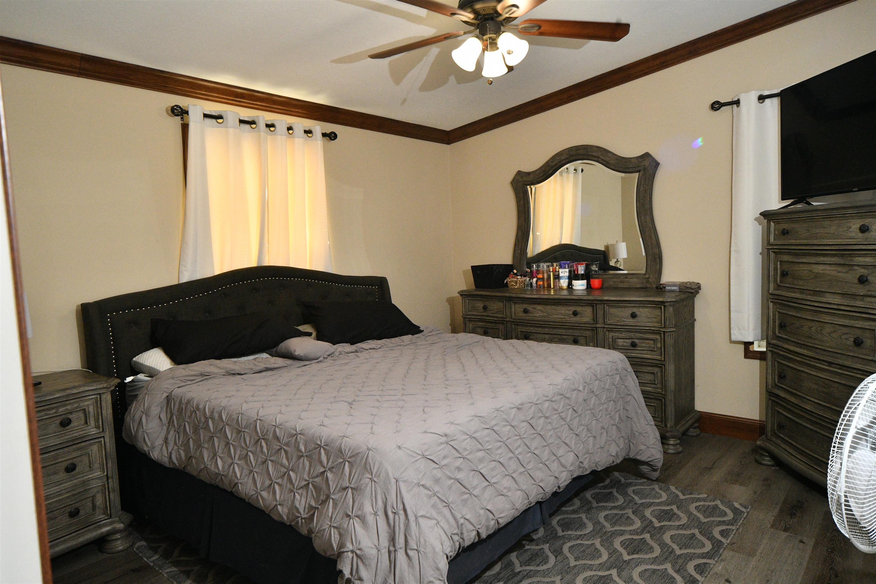 Image 27 of 52 For 130 Fulwood Dr