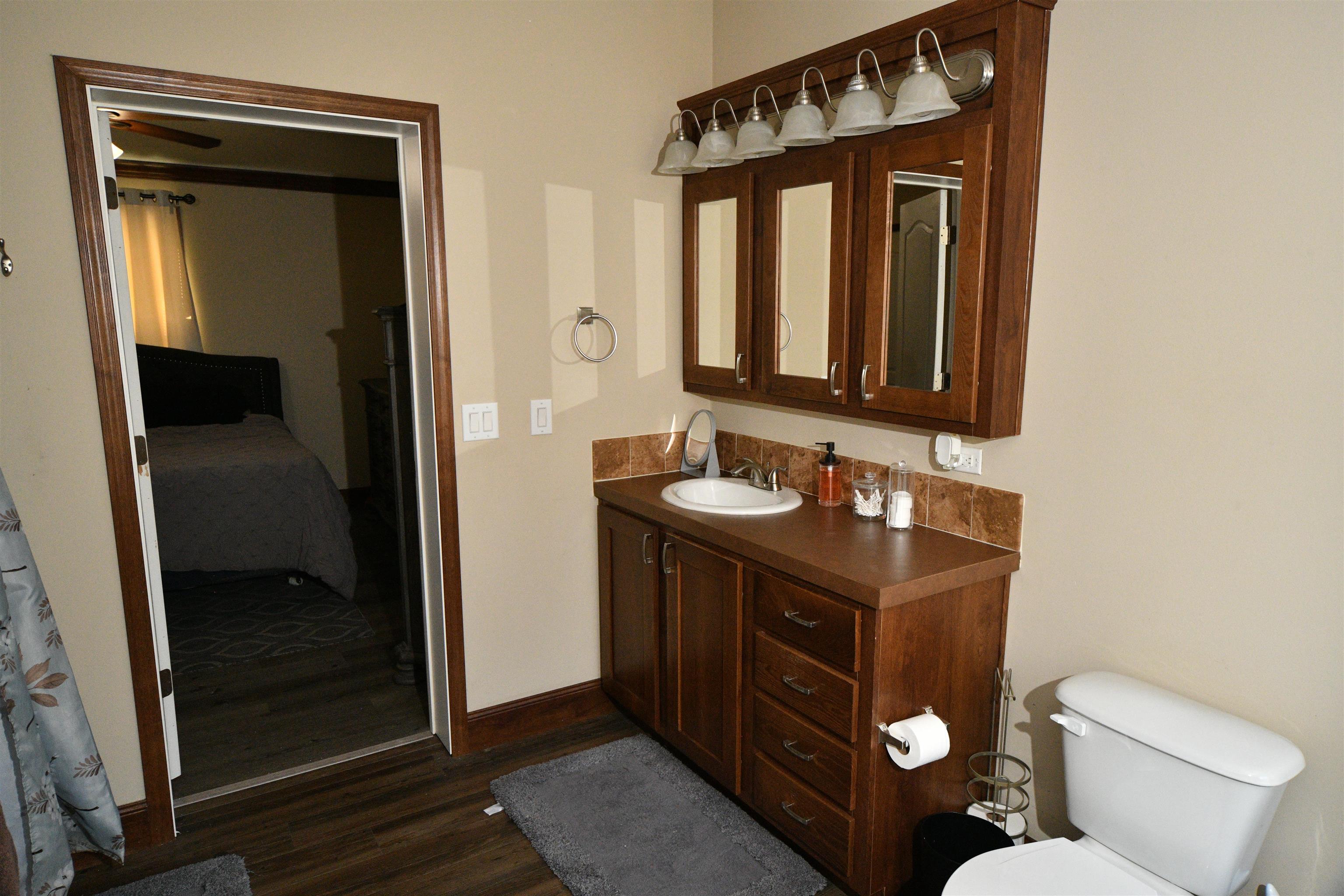 Image 31 of 52 For 130 Fulwood Dr