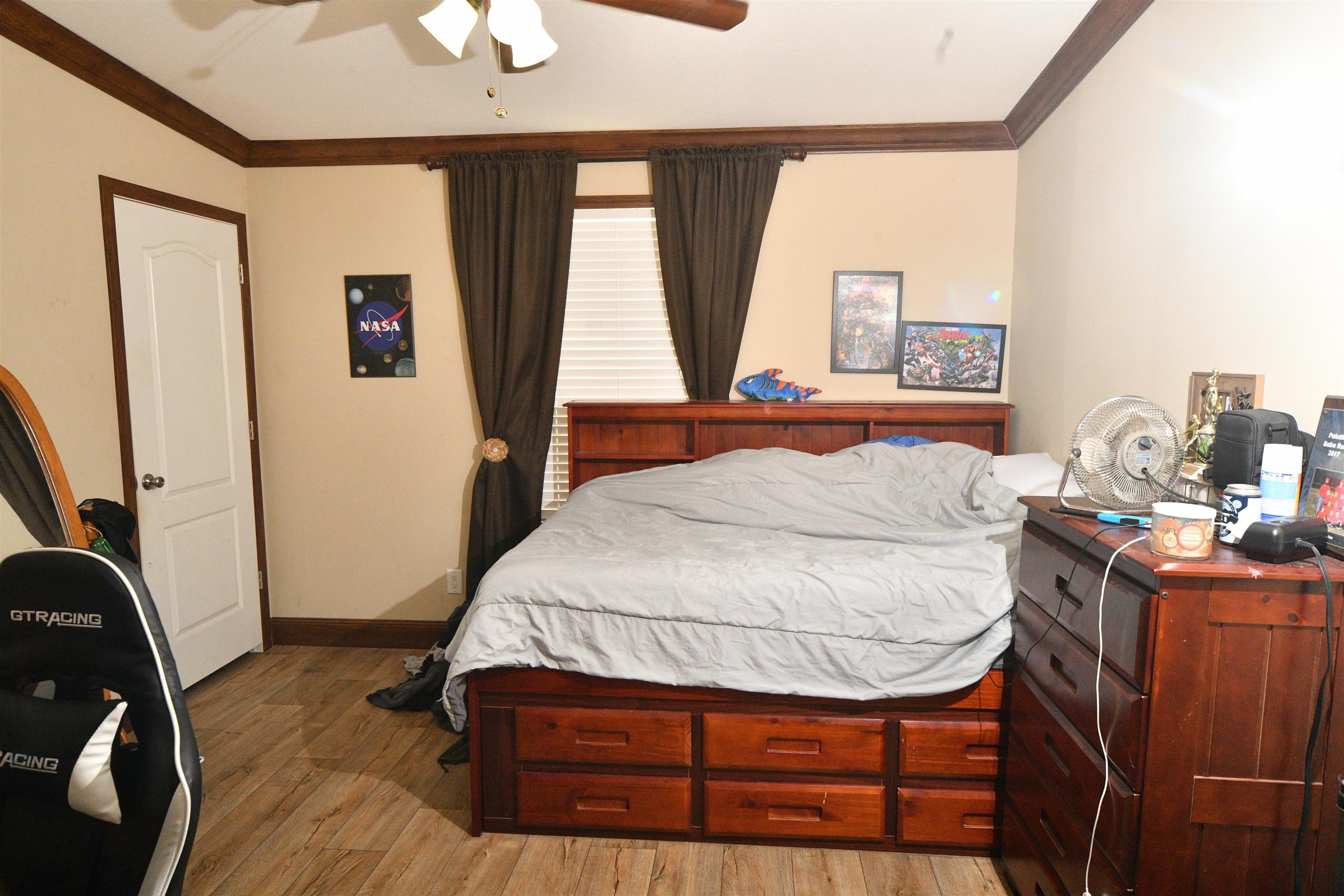 Image 33 of 52 For 130 Fulwood Dr