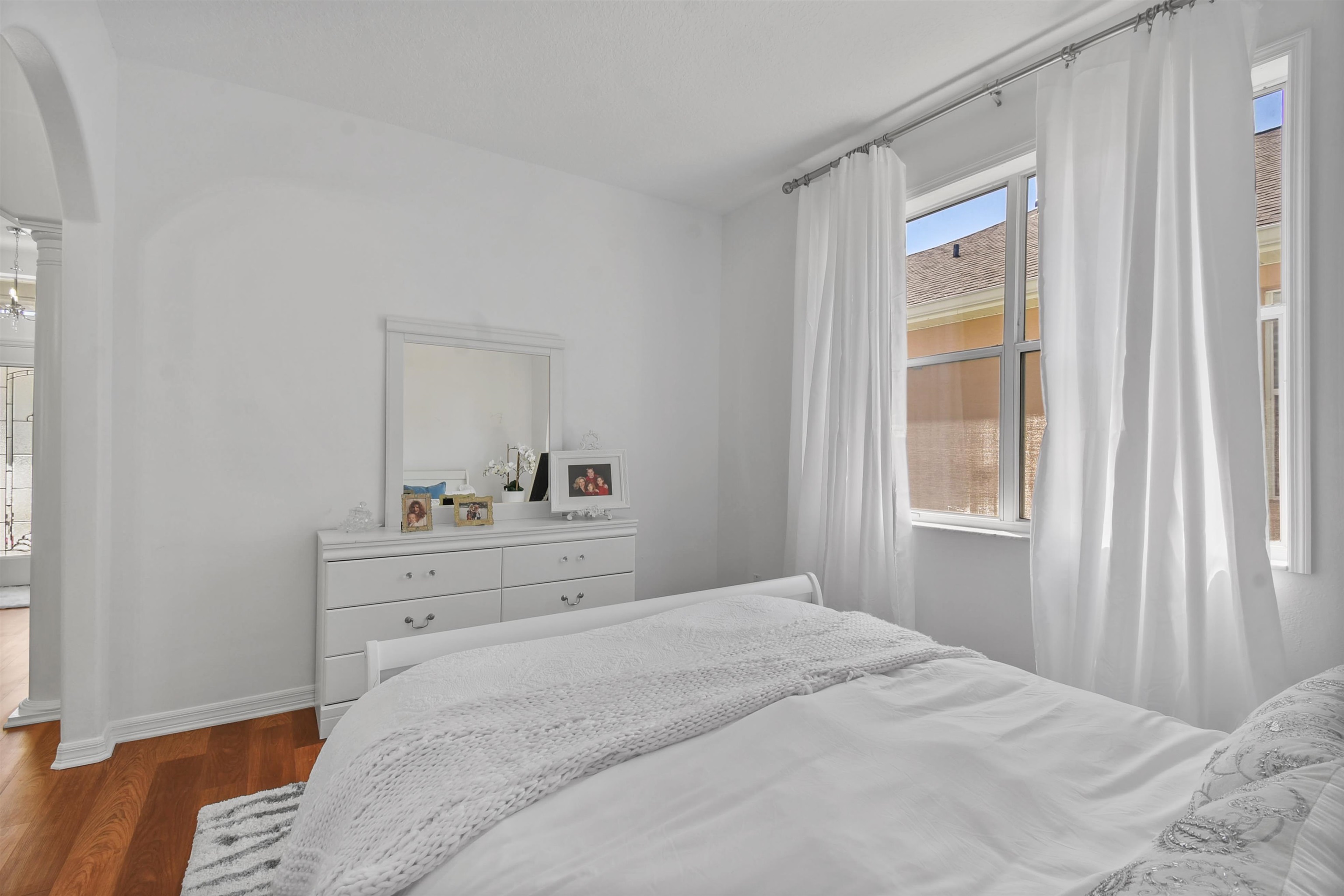 Image 16 of 39 For 561 Boxwood Pl