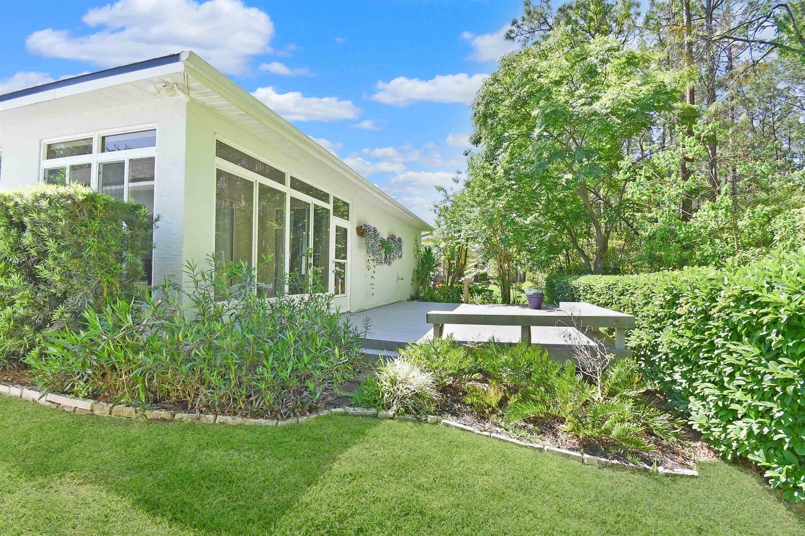 Image 28 of 39 For 561 Boxwood Pl