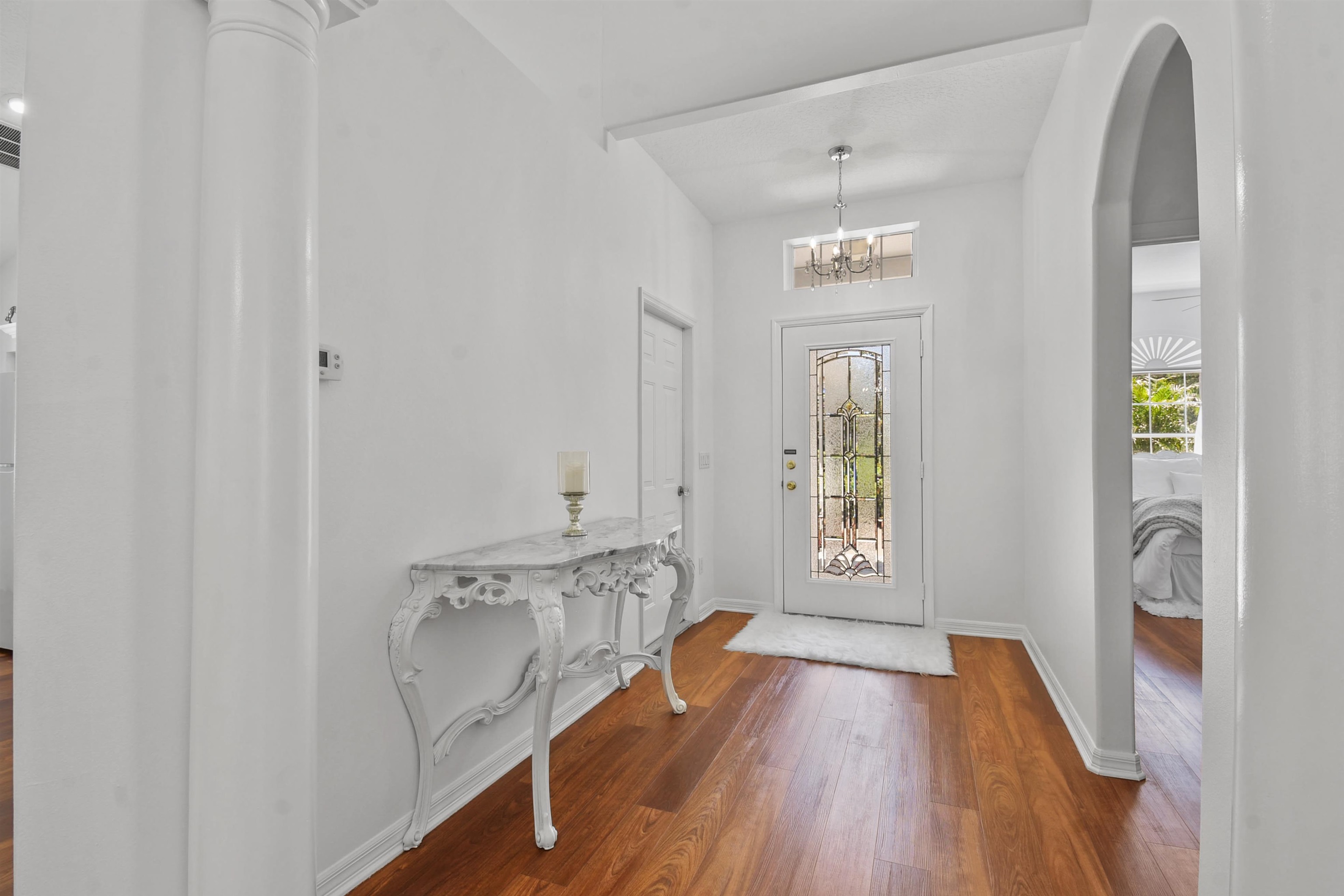 Image 3 of 39 For 561 Boxwood Pl