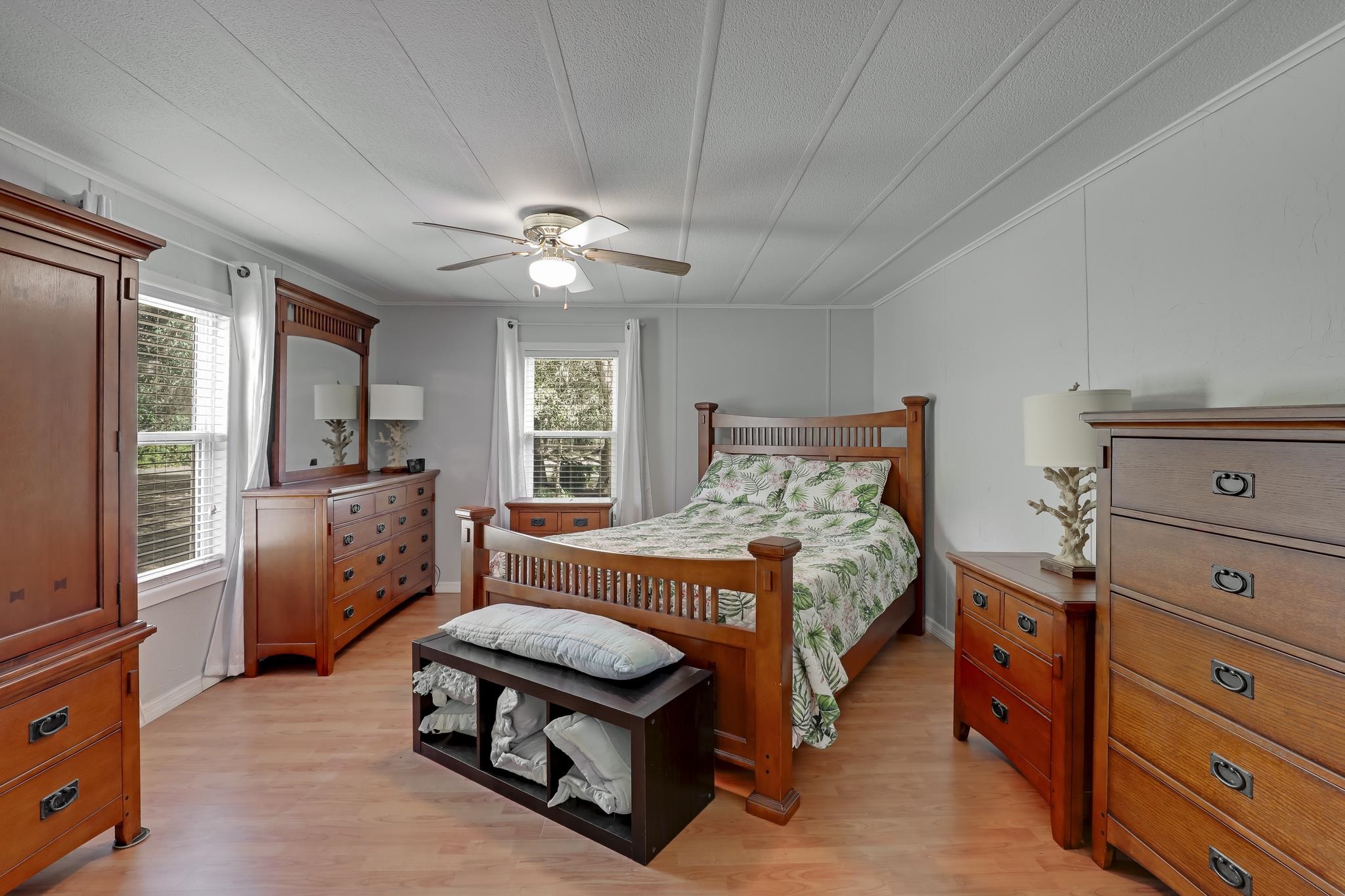 Image 20 of 74 For 6901 Catlett Rd