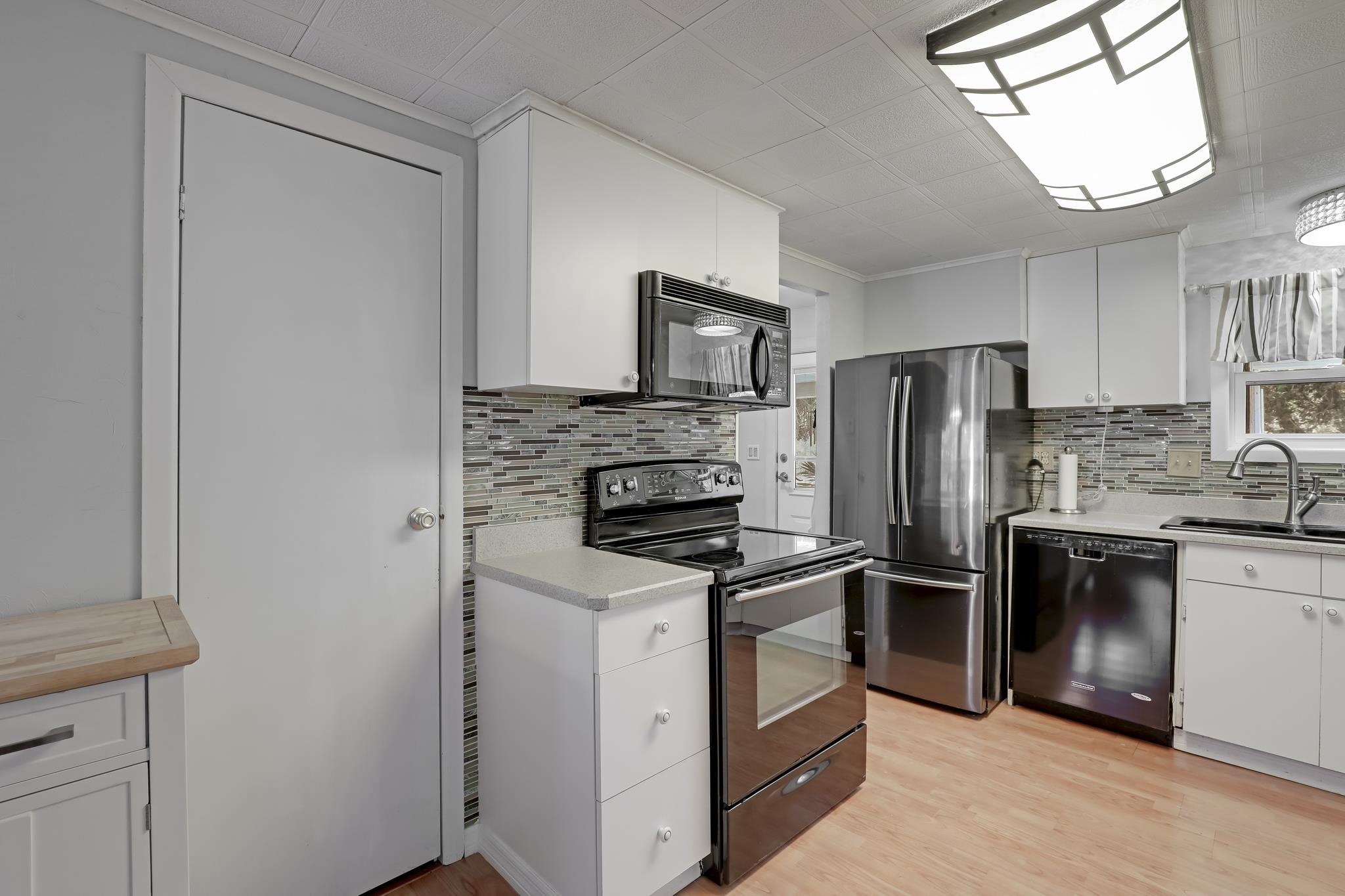 Image 33 of 74 For 6901 Catlett Rd