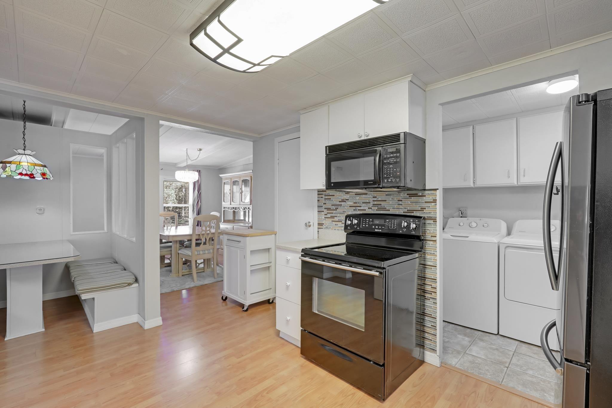 Image 37 of 74 For 6901 Catlett Rd