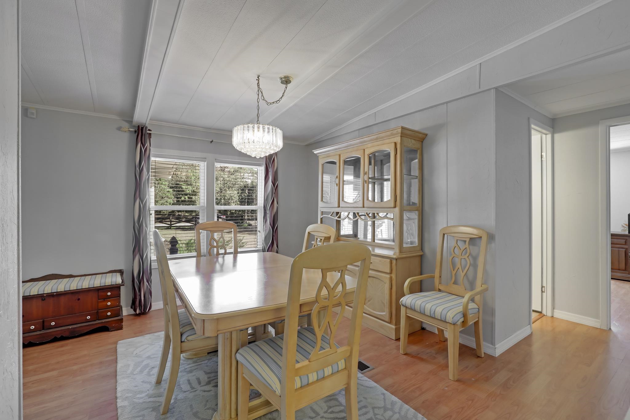 Image 38 of 74 For 6901 Catlett Rd