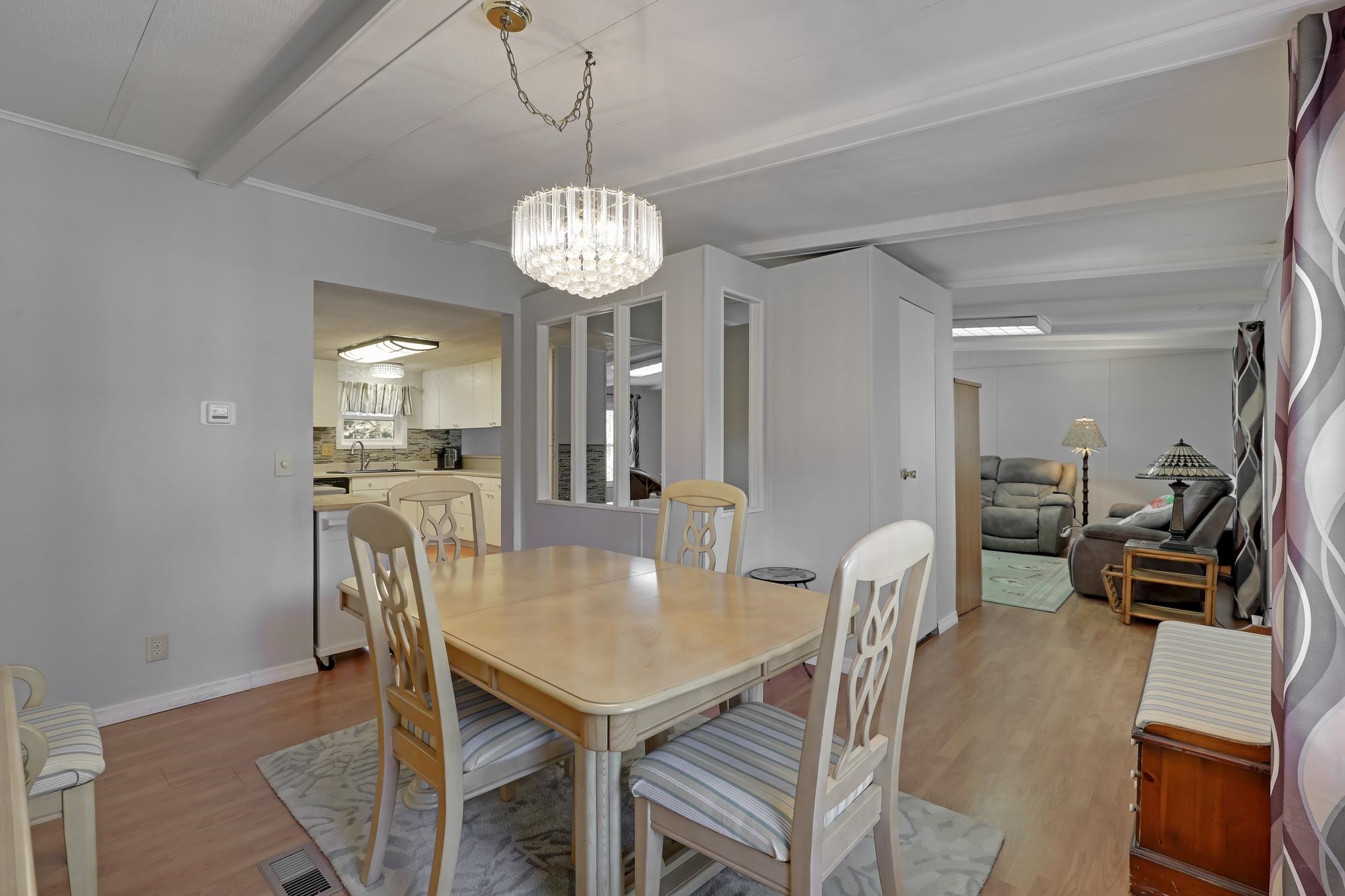 Image 5 of 74 For 6901 Catlett Rd