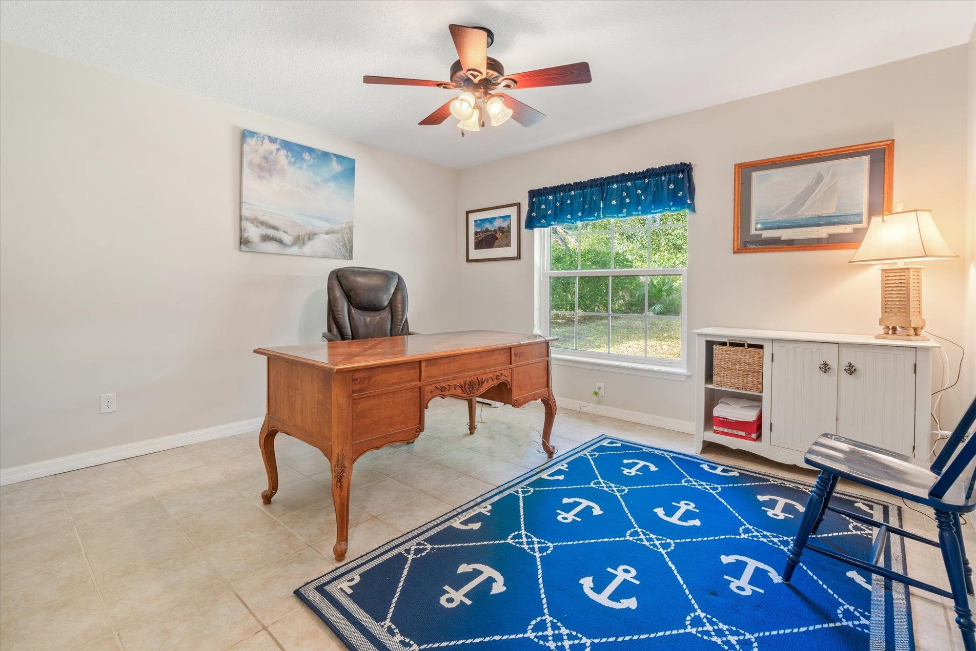 Image 27 of 46 For 937 Mirror Lake Dr