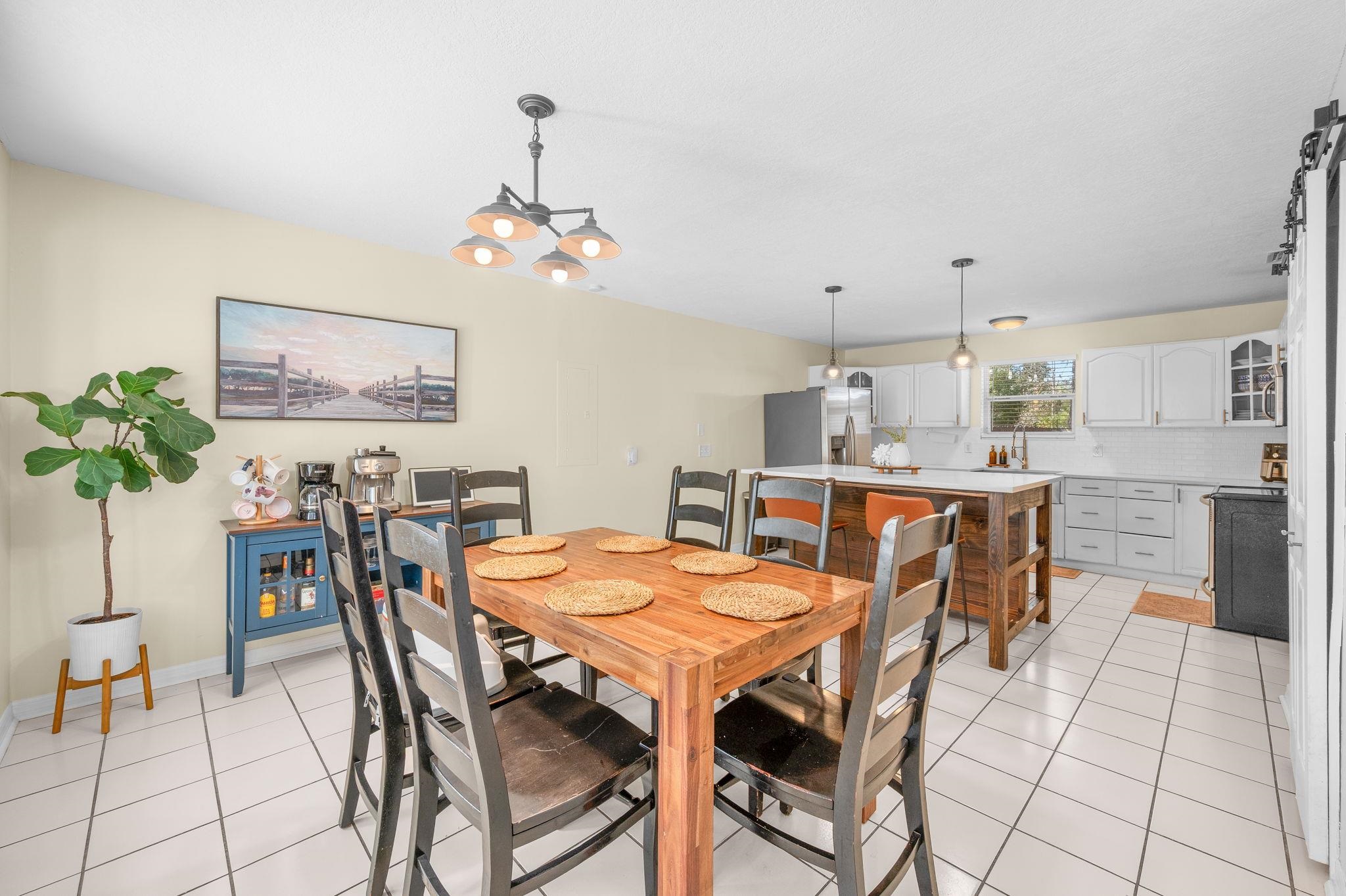 Image 26 of 42 For 4233 Oak Ln  