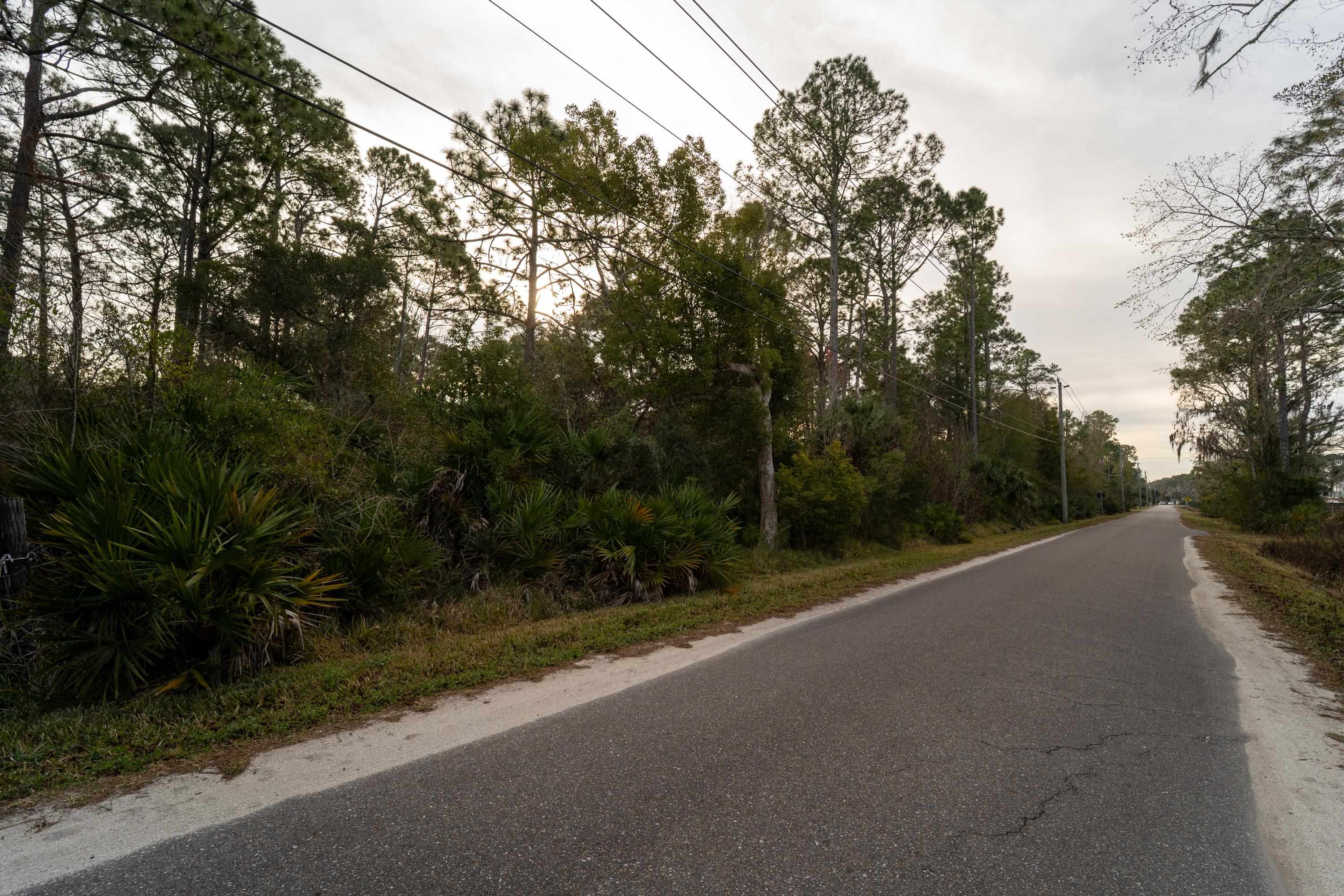 Image 14 of 21 For 0 Clay St N