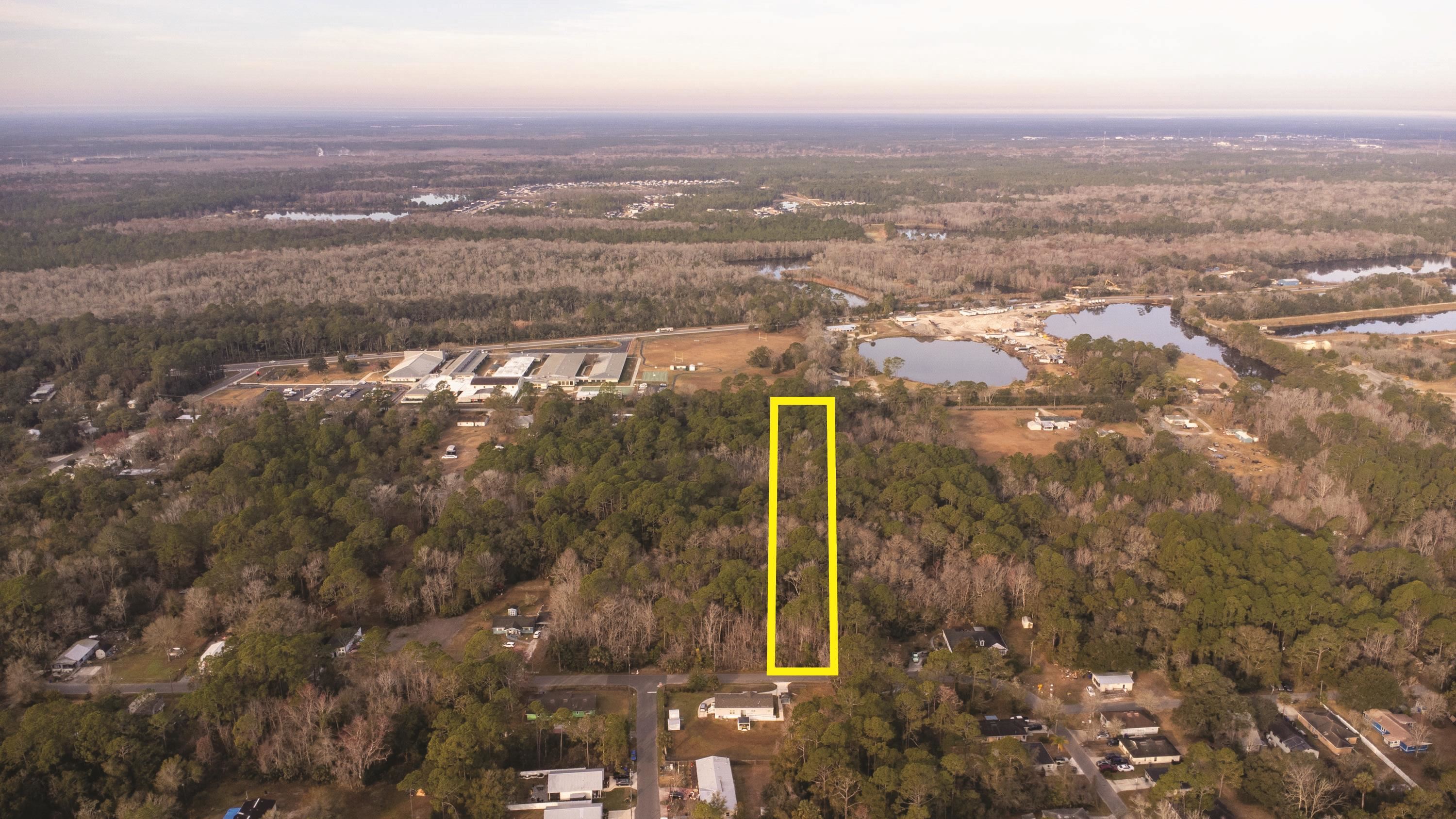 Image 3 of 21 For 0 Clay St N