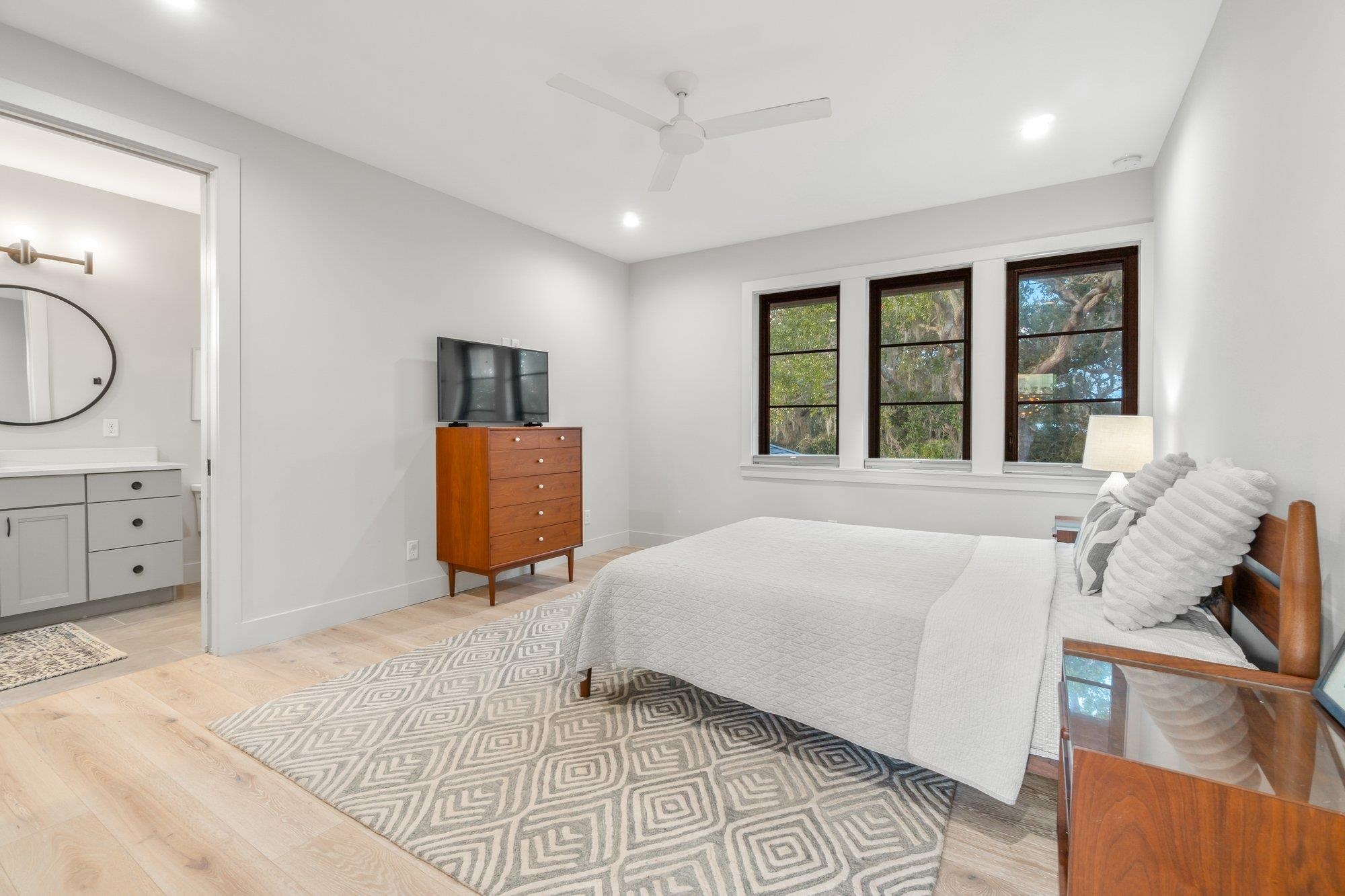 Image 29 of 45 For 473 Ocean Forest Dr