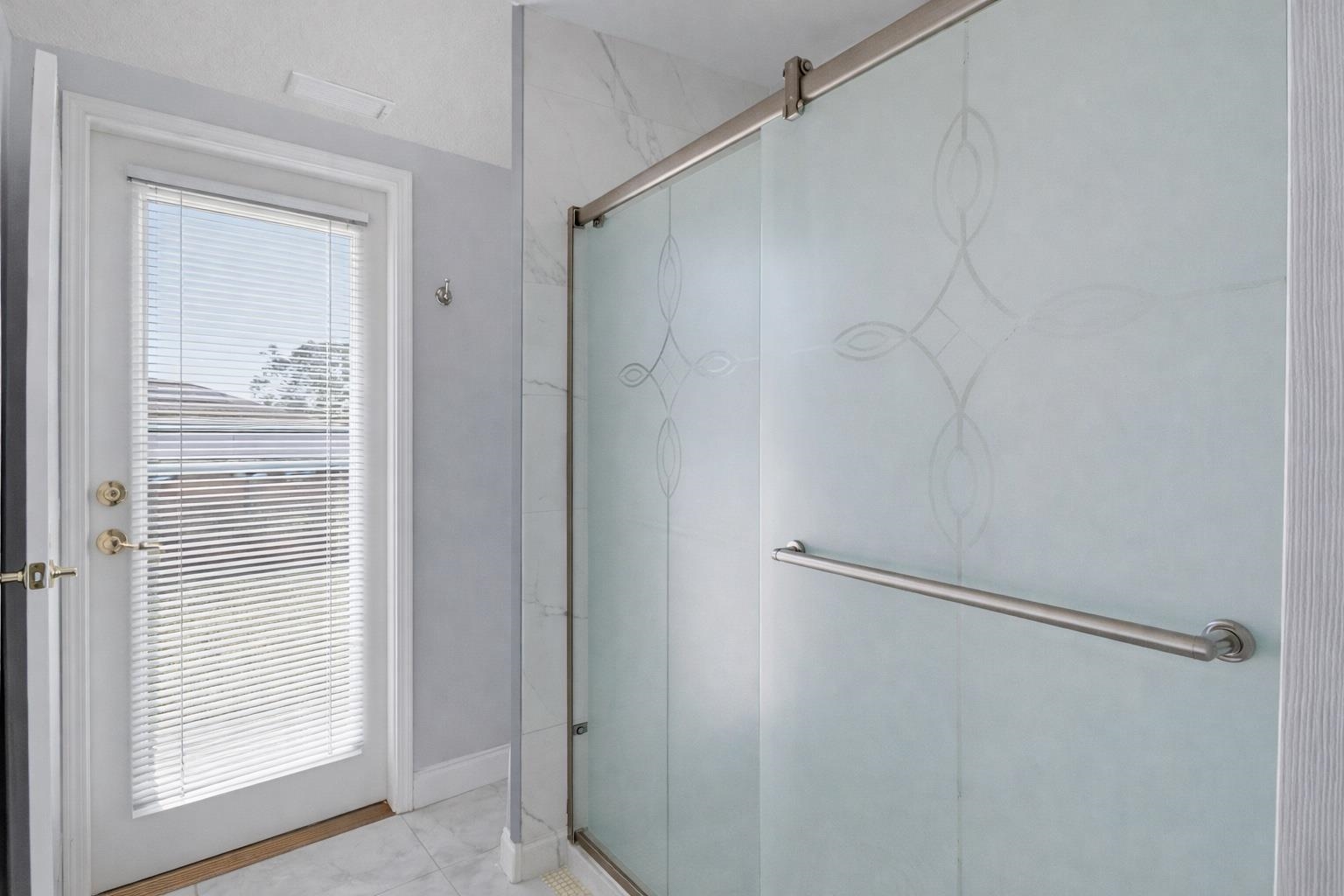 Image 14 of 29 For 41 Botany Lane