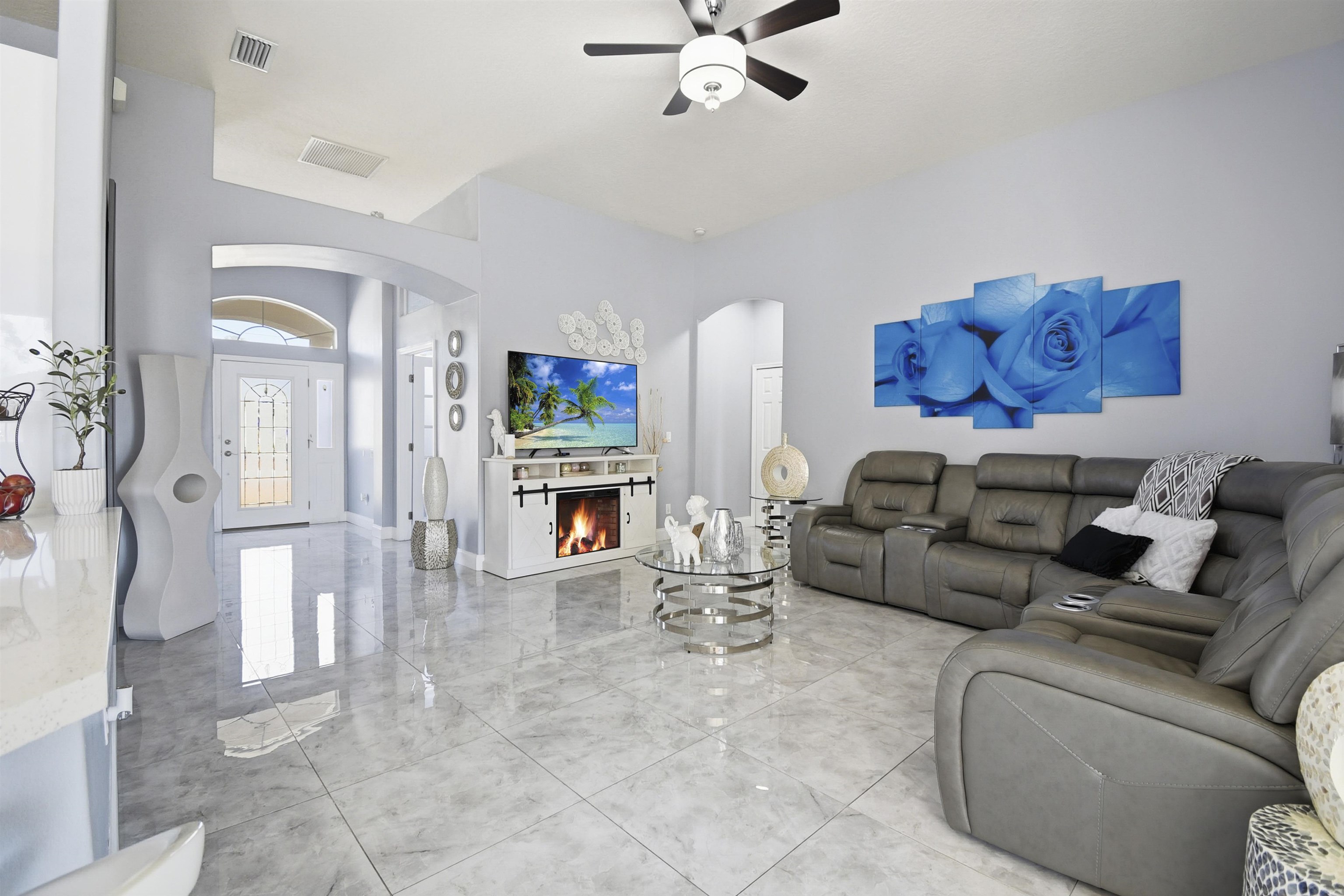 Image 2 of 29 For 41 Botany Lane