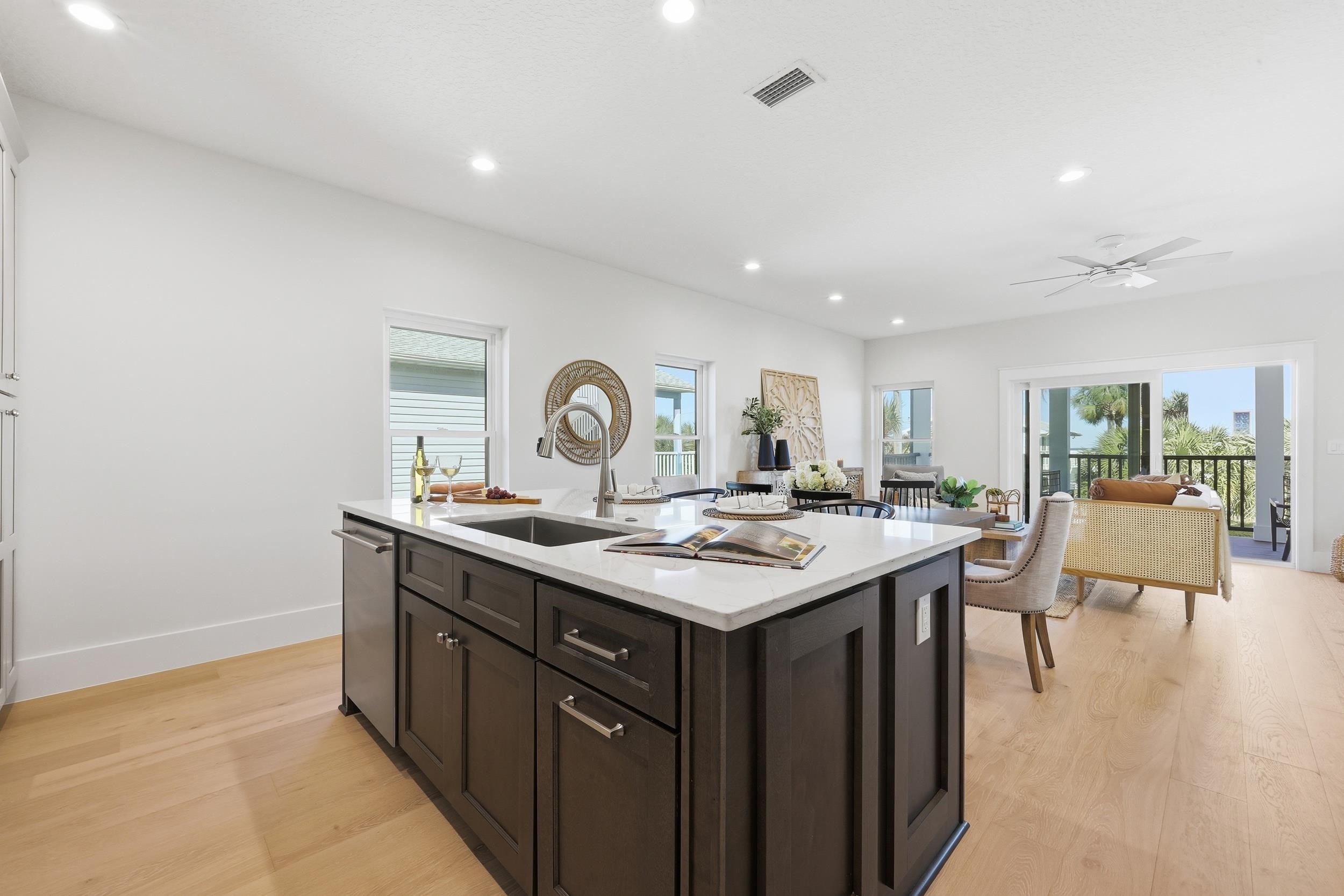 Image 20 of 74 For 5599 Pelican Way