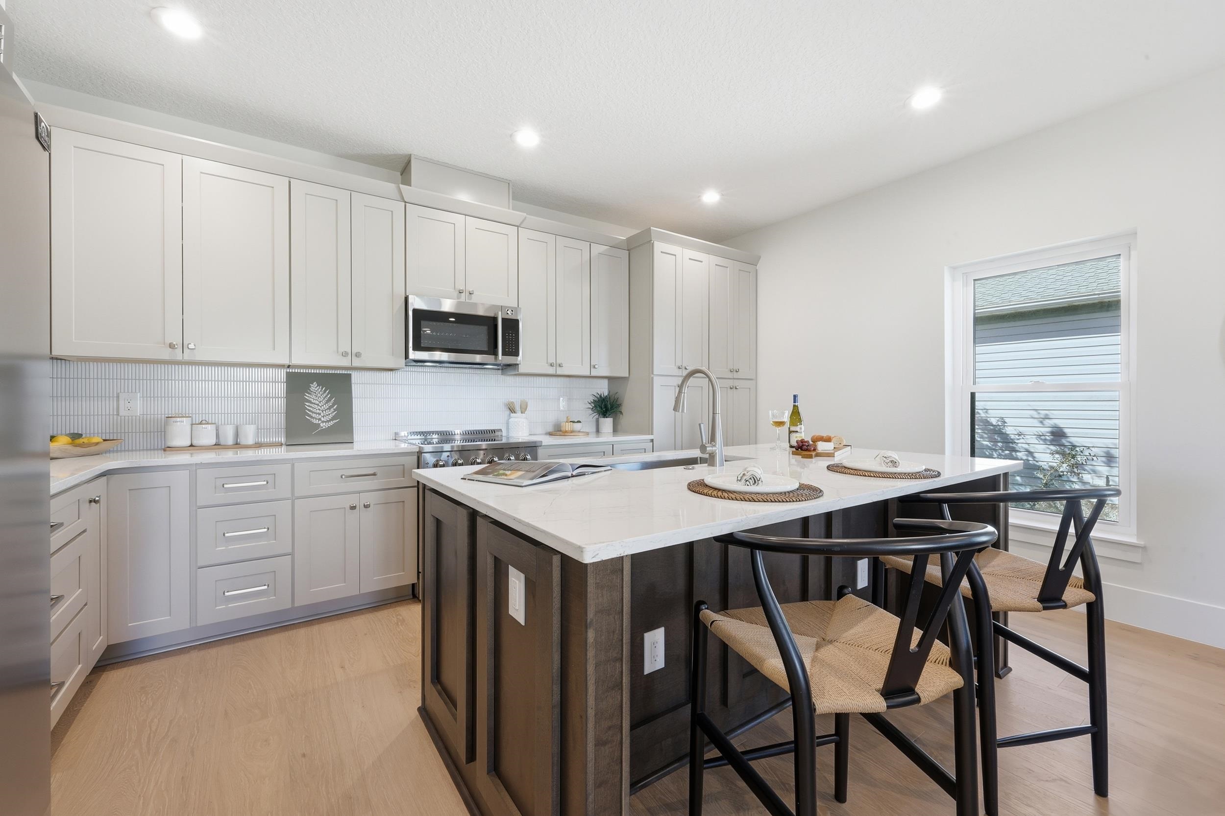 Image 21 of 74 For 5599 Pelican Way