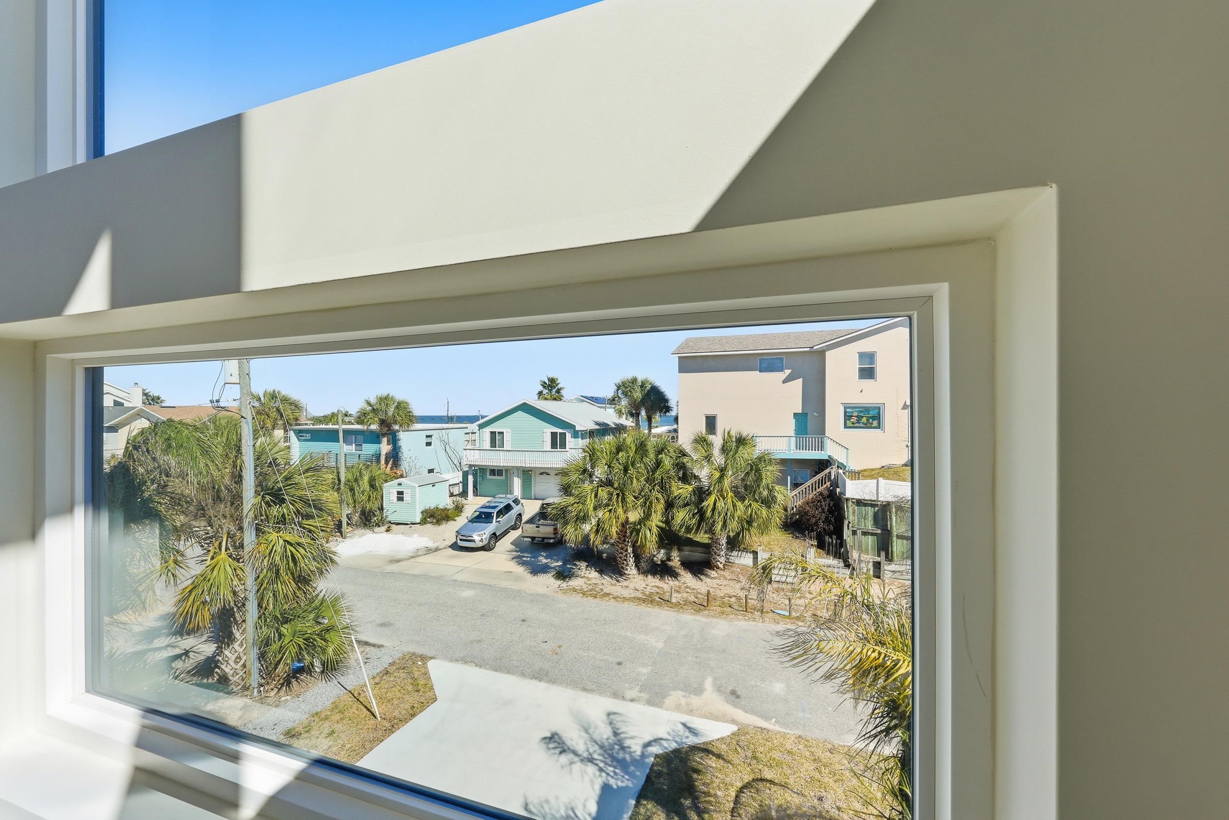 Image 30 of 74 For 5599 Pelican Way