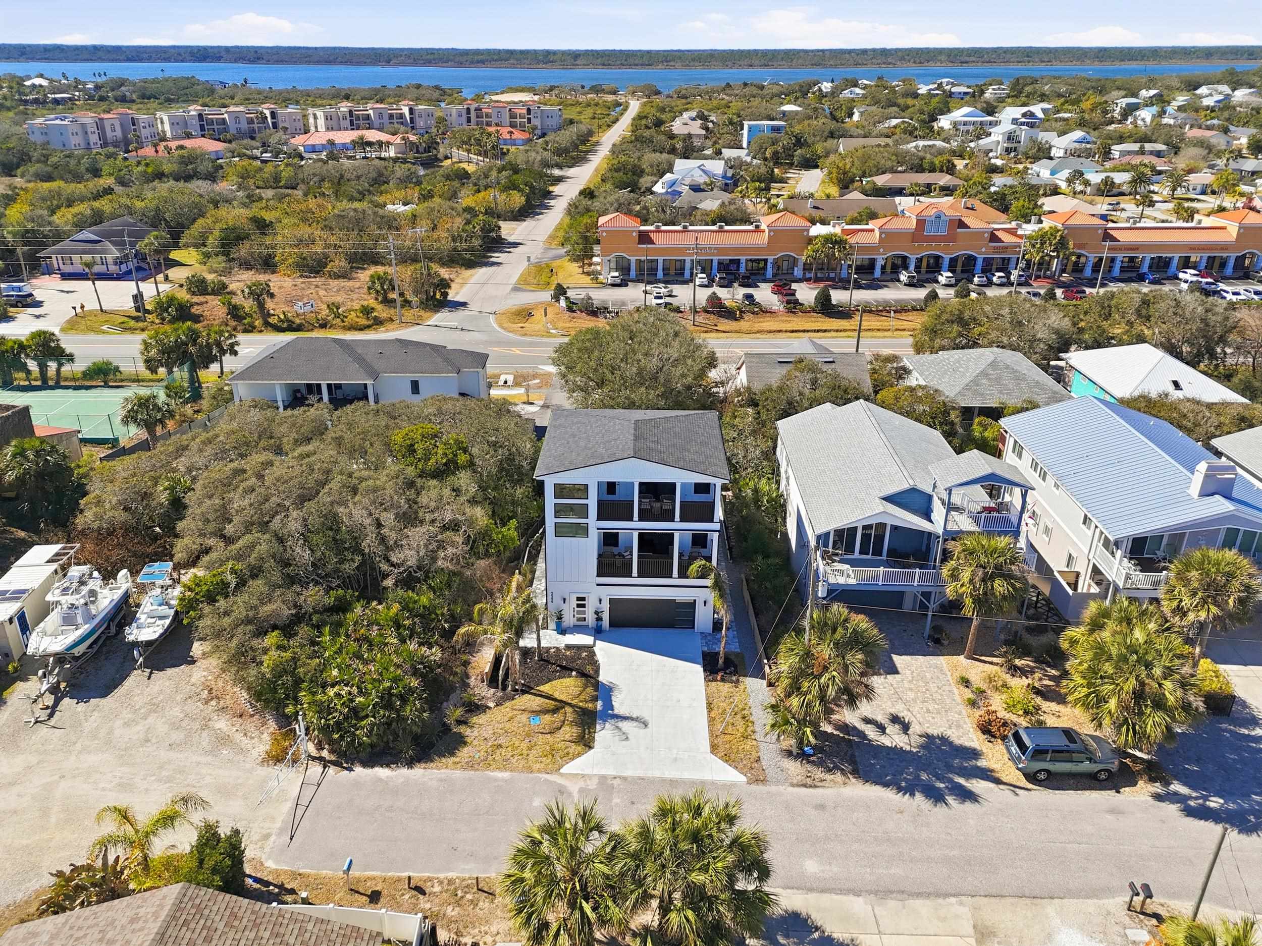 Image 66 of 74 For 5599 Pelican Way