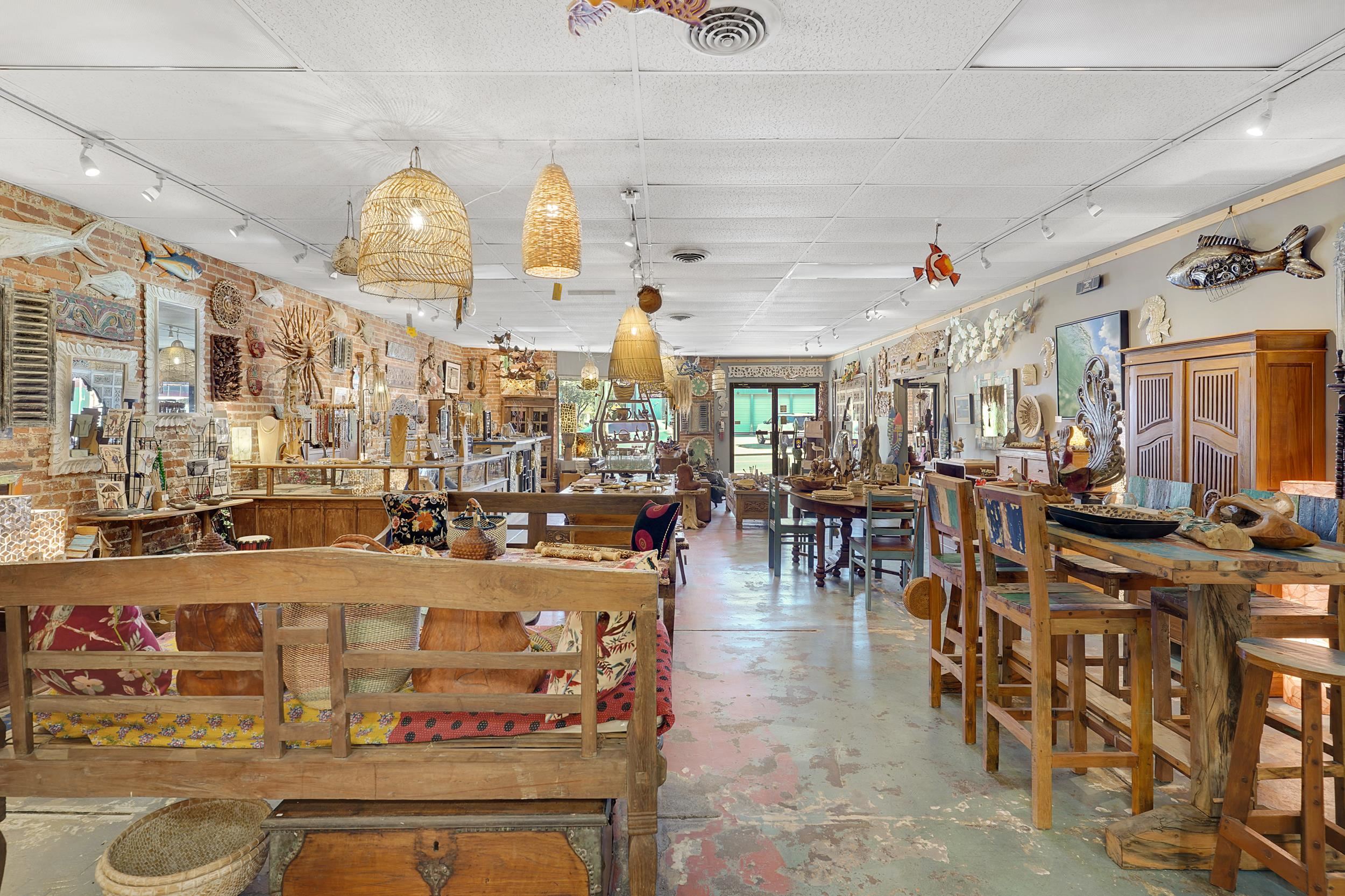 Image 25 of 30 For 56 San Marco Ave Unit A B & C