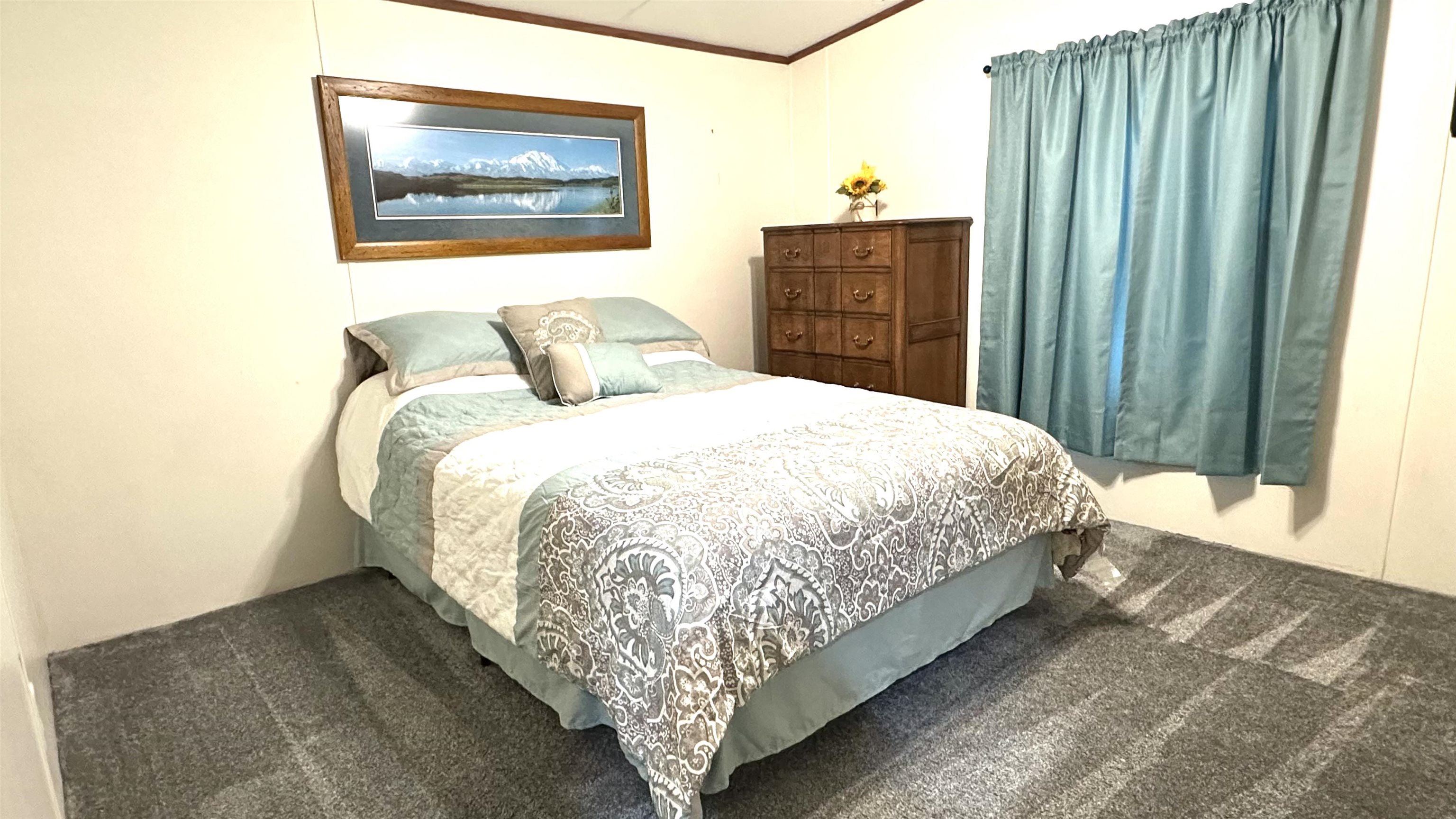 Image 17 of 22 For 105 Breezewood Cir