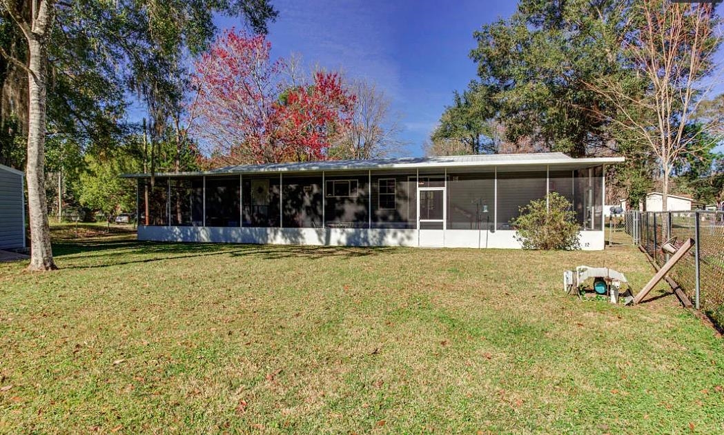 Image 3 of 22 For 105 Breezewood Cir