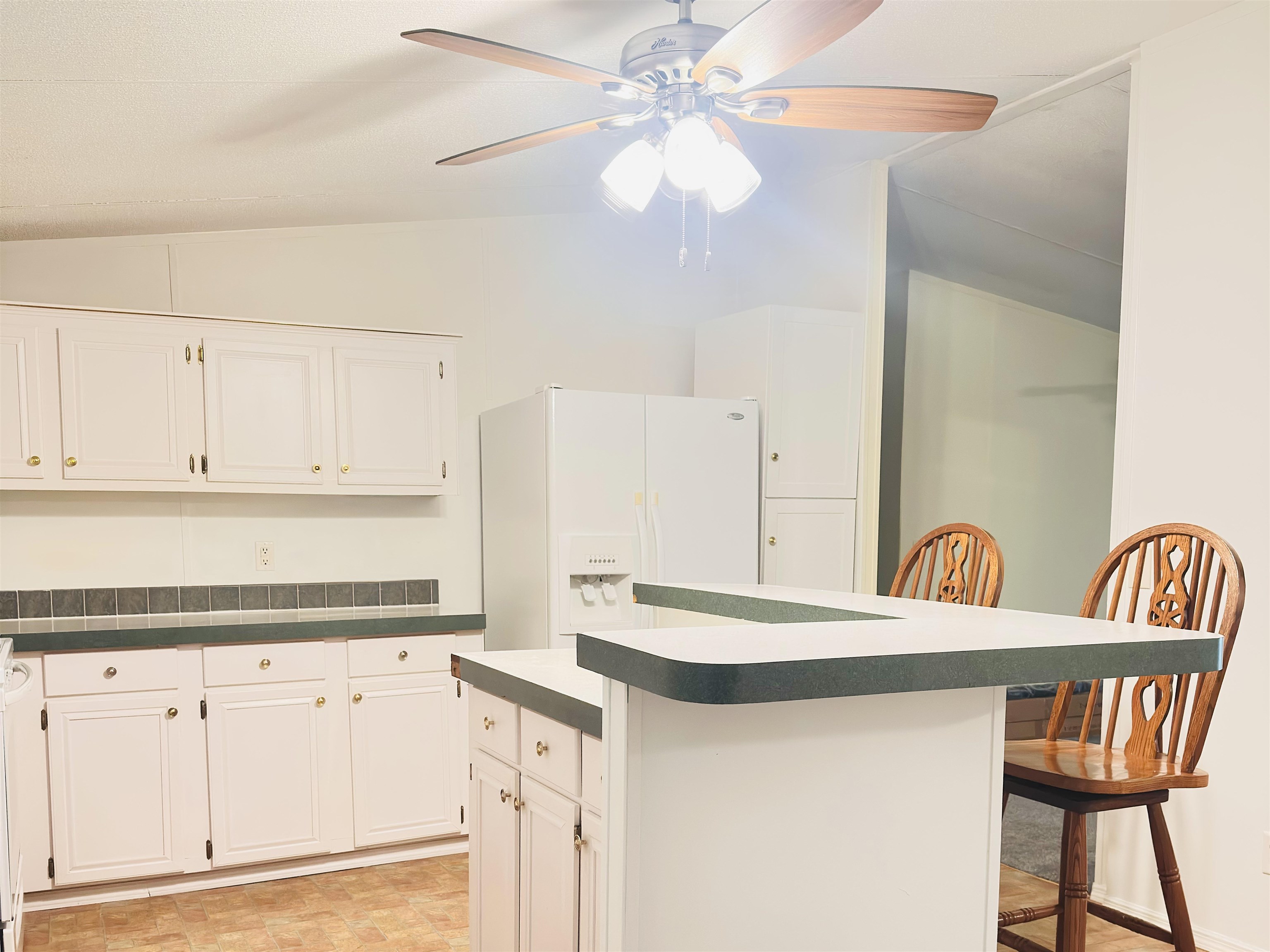 Image 6 of 22 For 105 Breezewood Cir