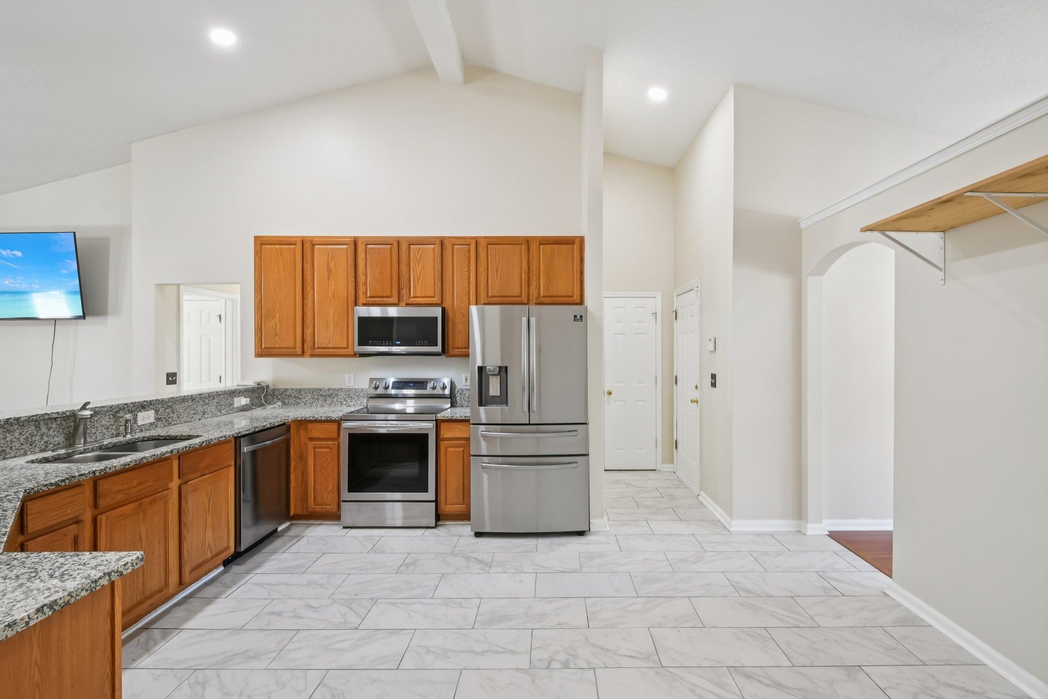 Image 16 of 63 For 2447 Coachman Lakes Dr