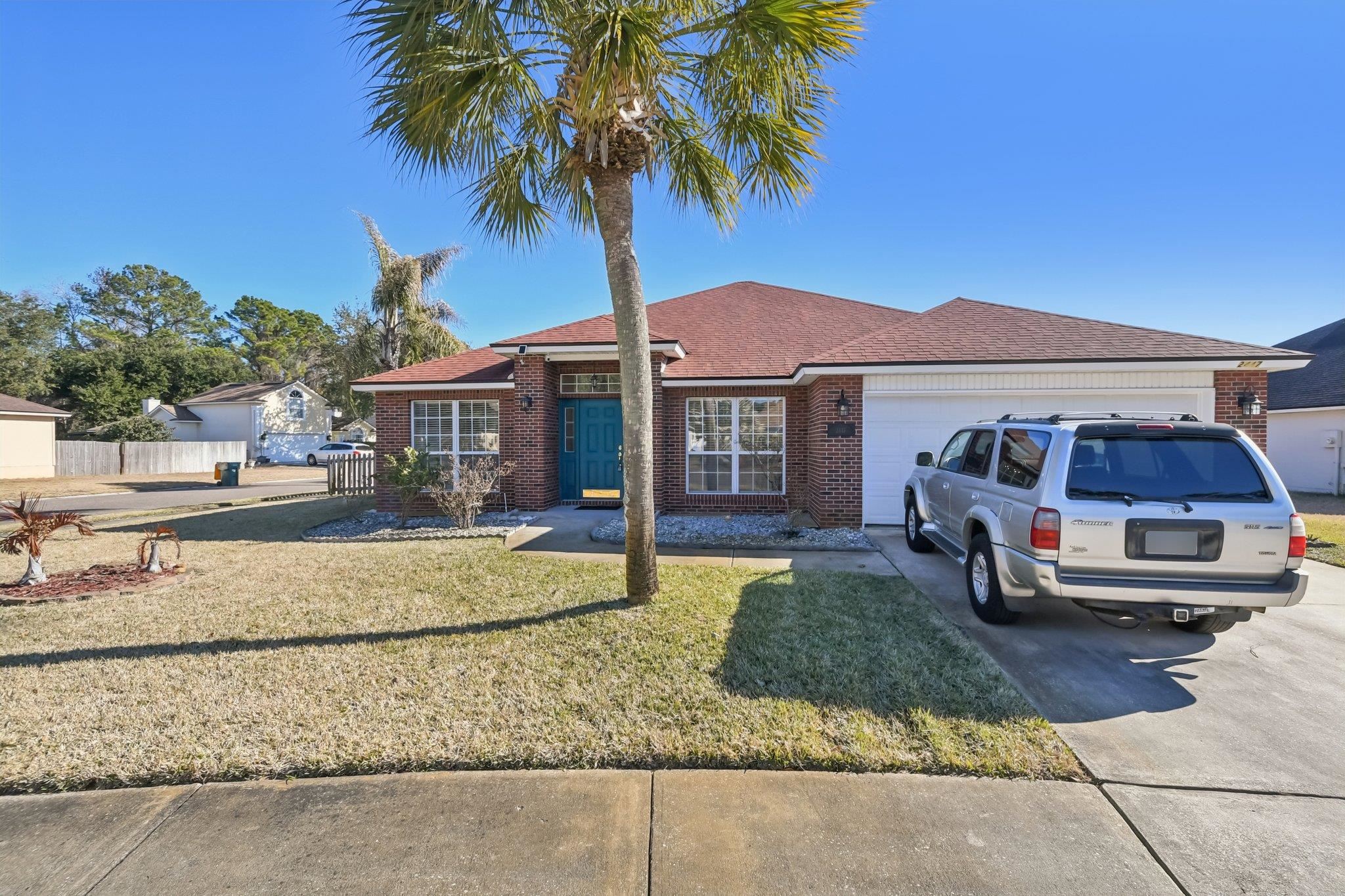 Image 2 of 63 For 2447 Coachman Lakes Dr