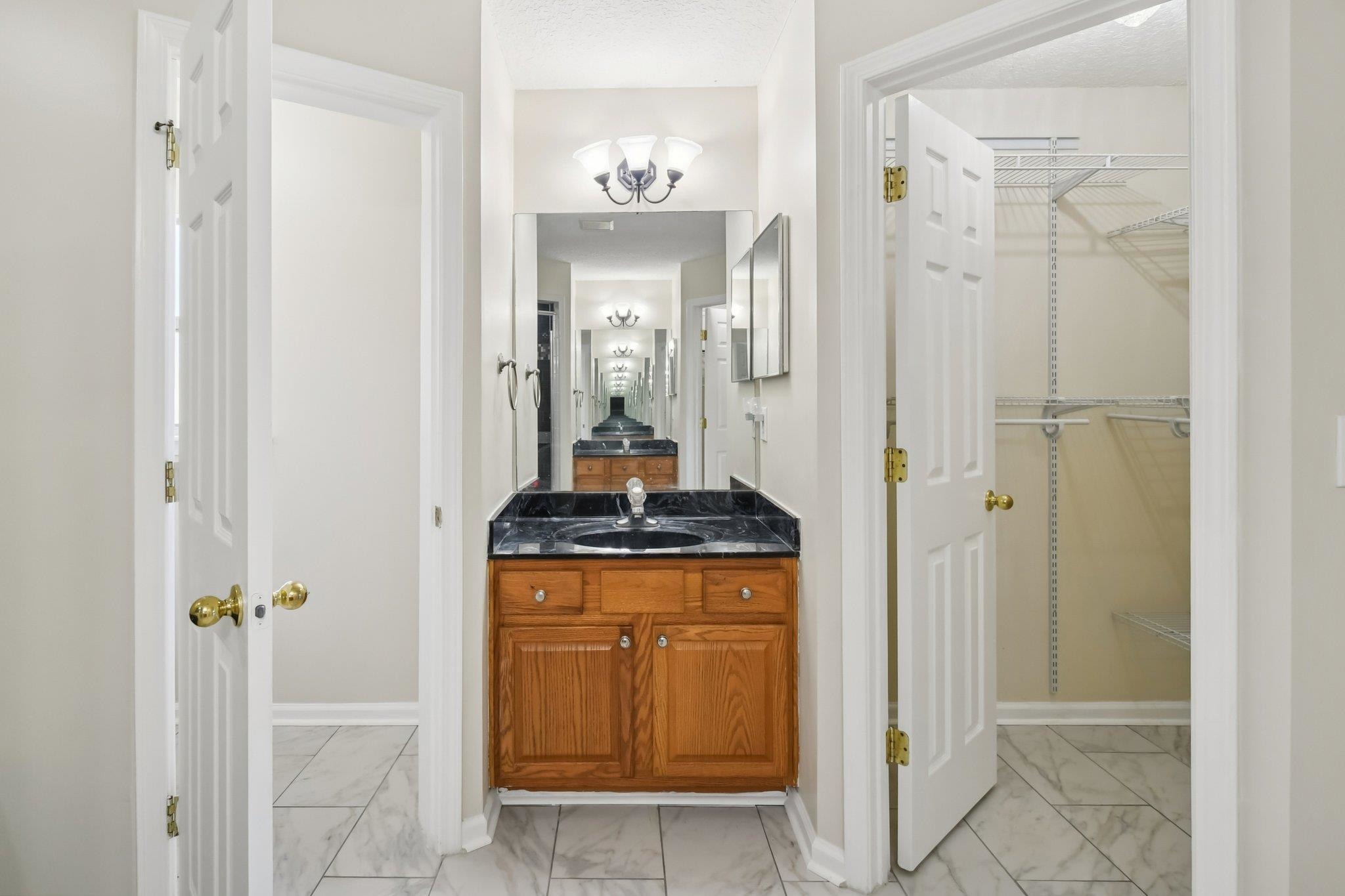 Image 30 of 63 For 2447 Coachman Lakes Dr