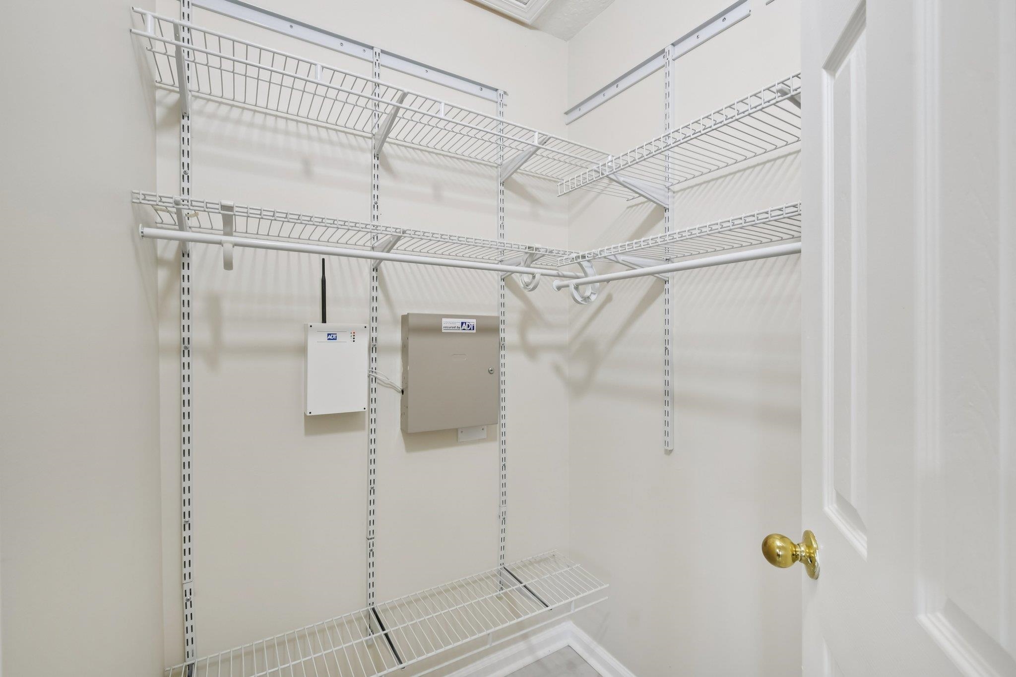 Image 34 of 63 For 2447 Coachman Lakes Dr