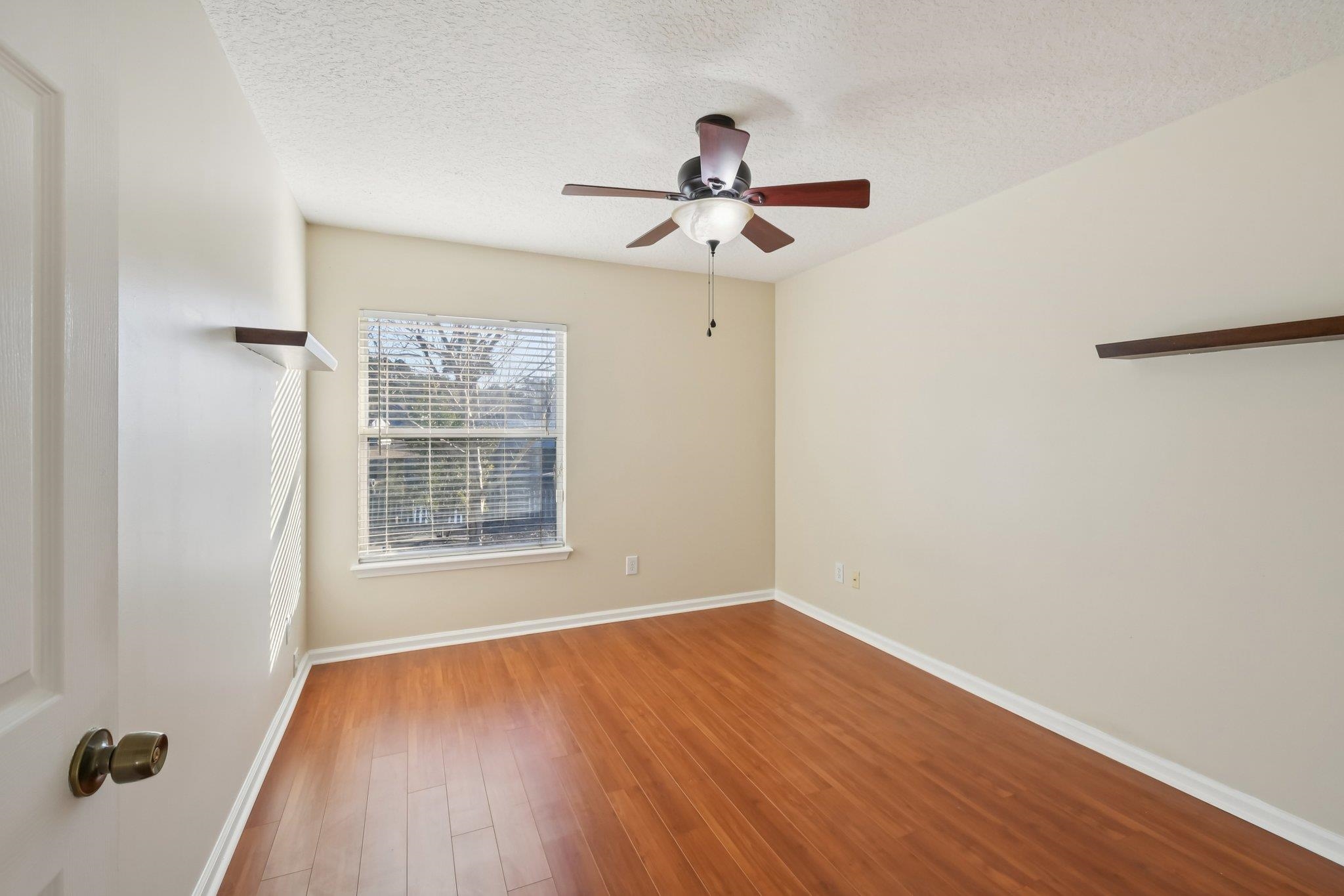 Image 36 of 63 For 2447 Coachman Lakes Dr