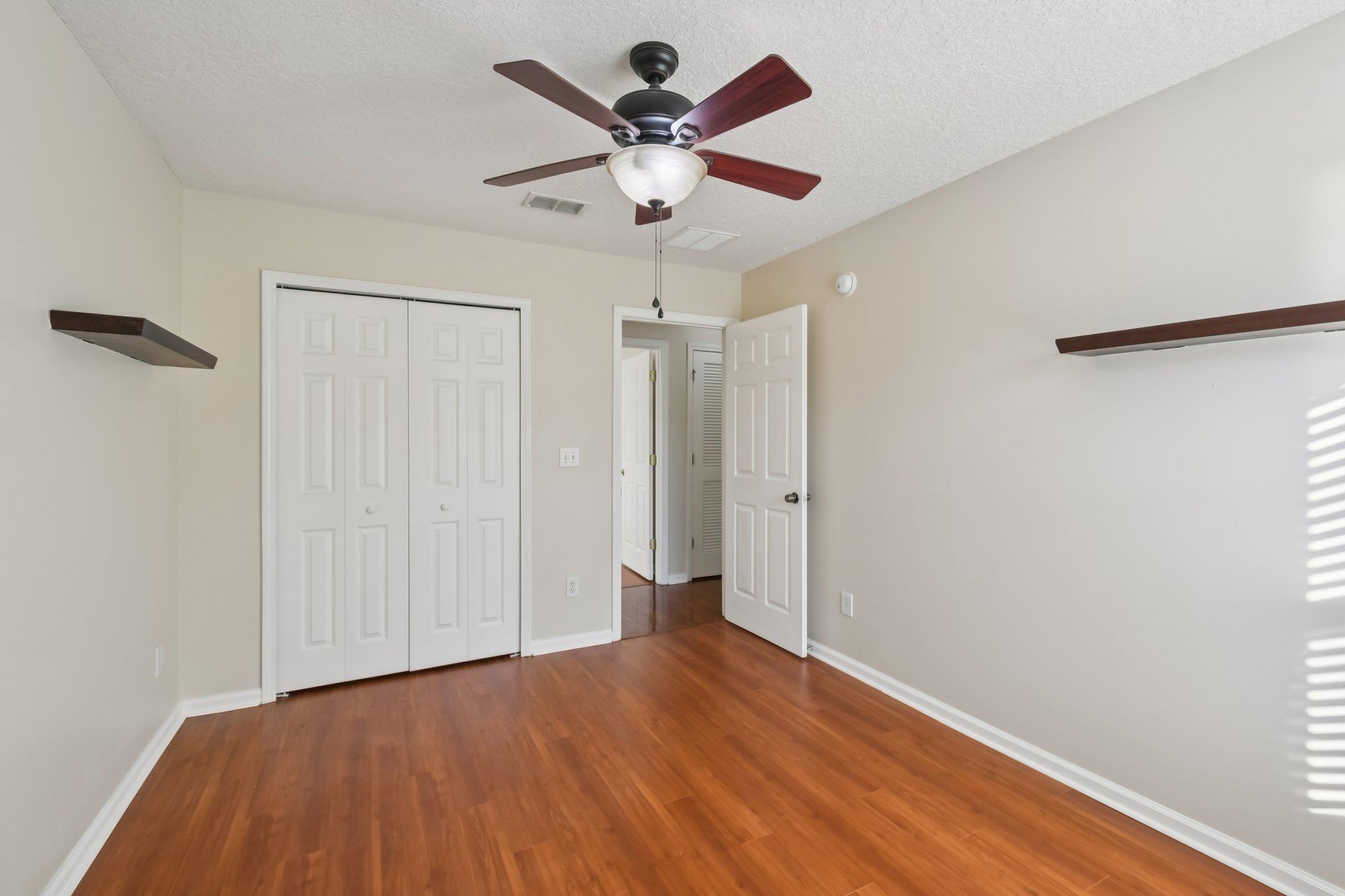 Image 37 of 63 For 2447 Coachman Lakes Dr