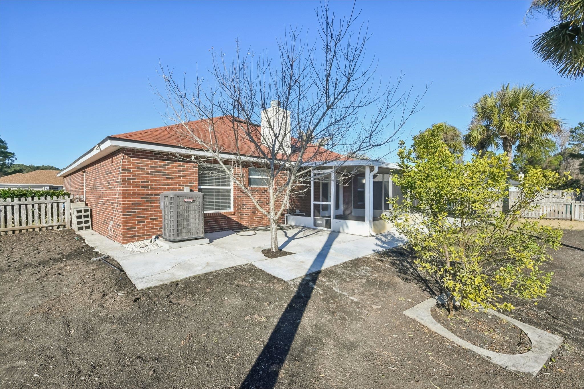 Image 47 of 63 For 2447 Coachman Lakes Dr