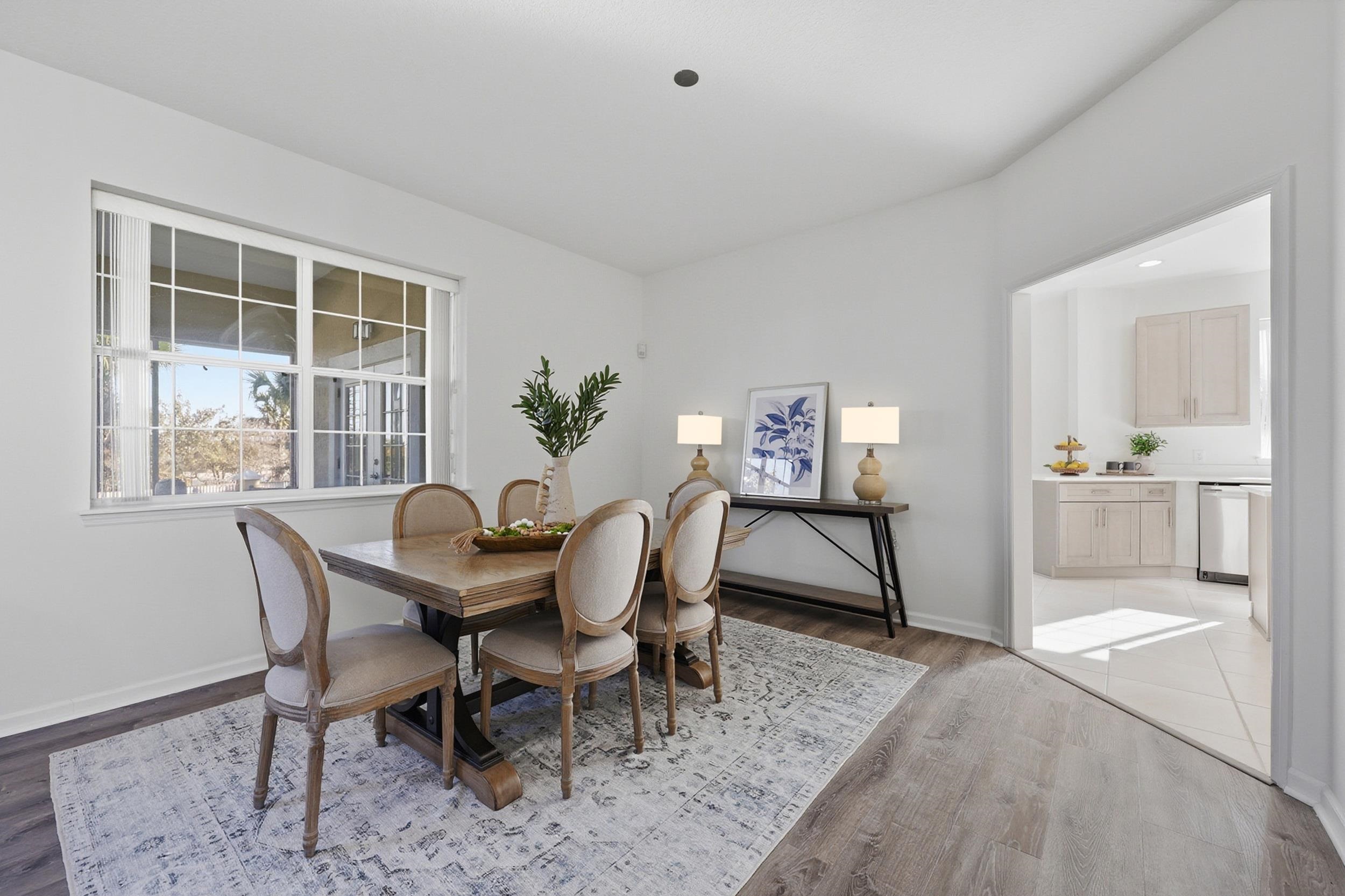 Image 11 of 61 For 9162 August Cir