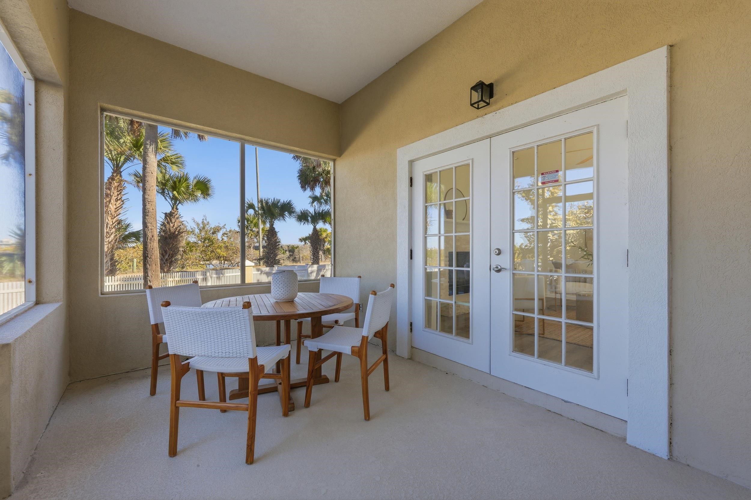 Image 26 of 61 For 9162 August Cir