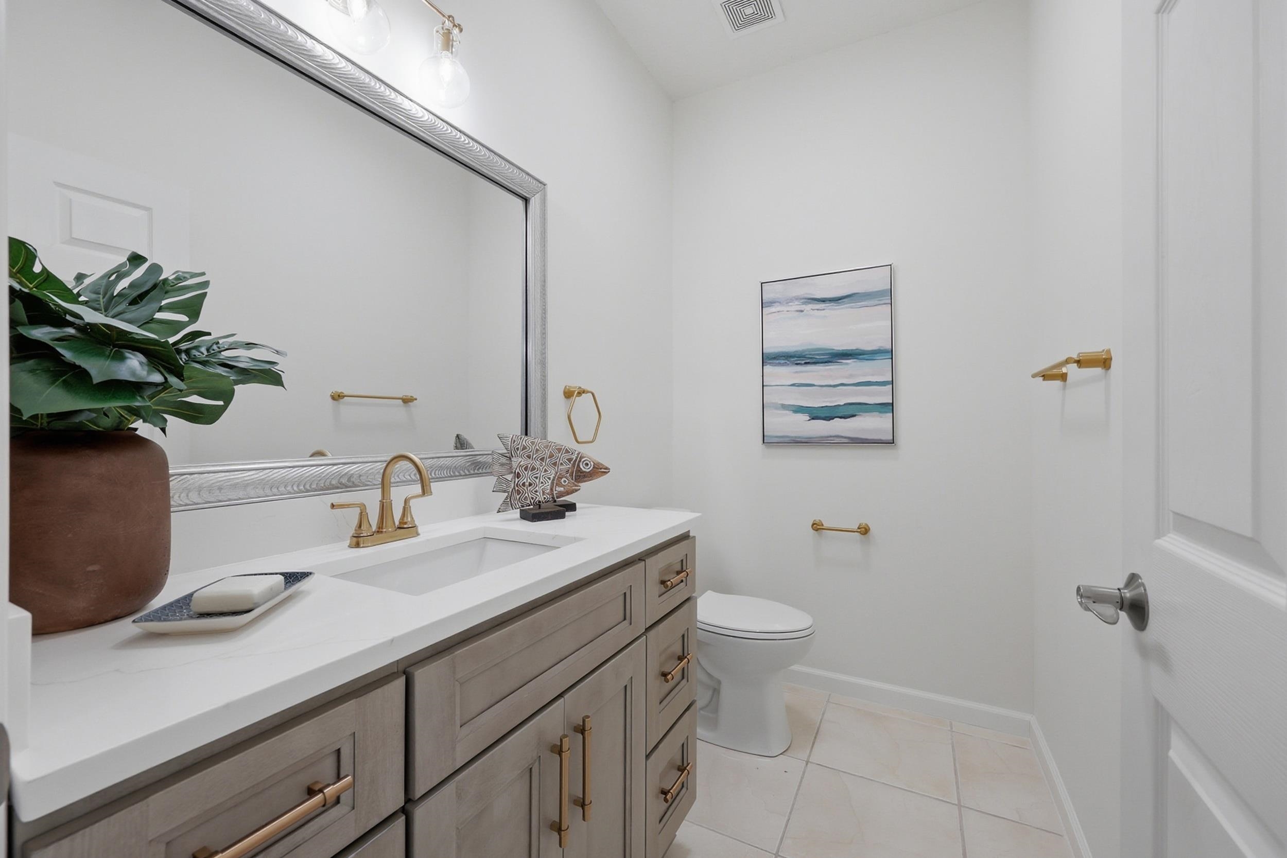 Image 29 of 61 For 9162 August Cir