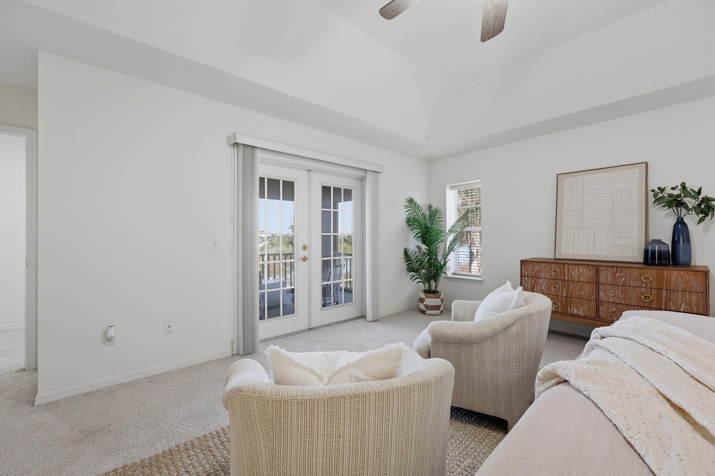 Image 35 of 61 For 9162 August Cir