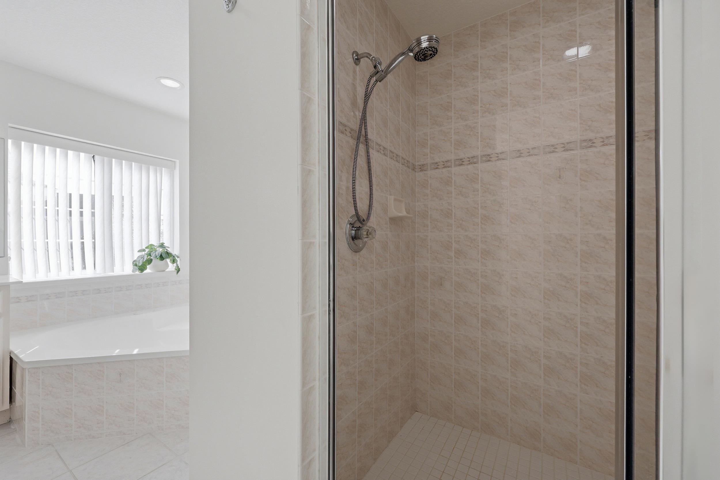 Image 41 of 61 For 9162 August Cir