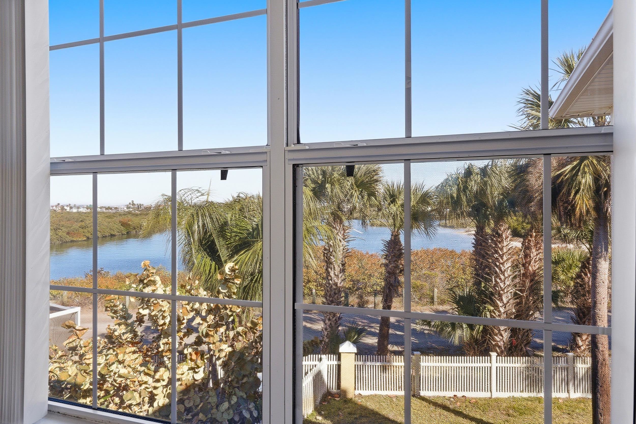 Image 44 of 61 For 9162 August Cir