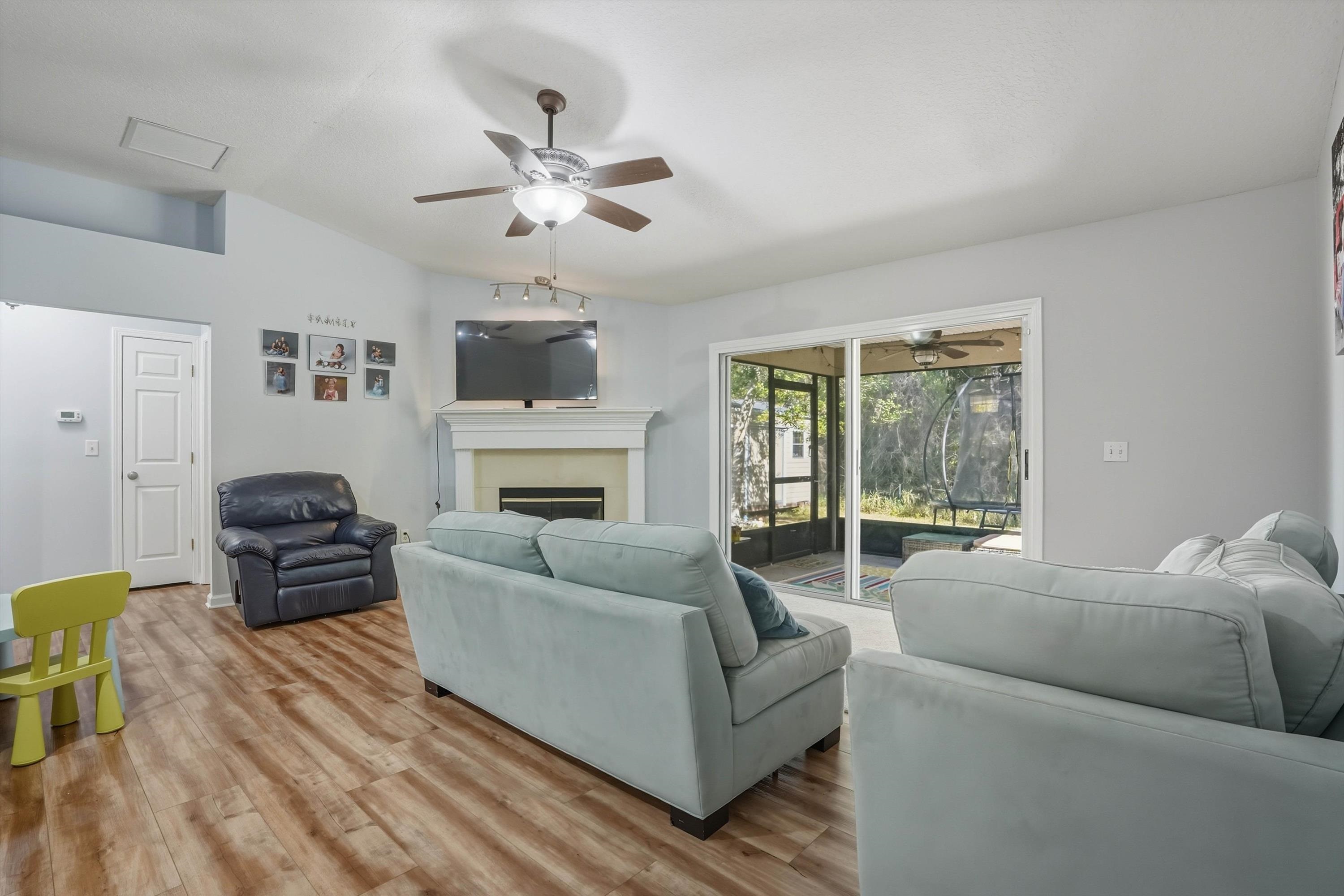 Image 13 of 30 For 1516 Timber Trace Dr