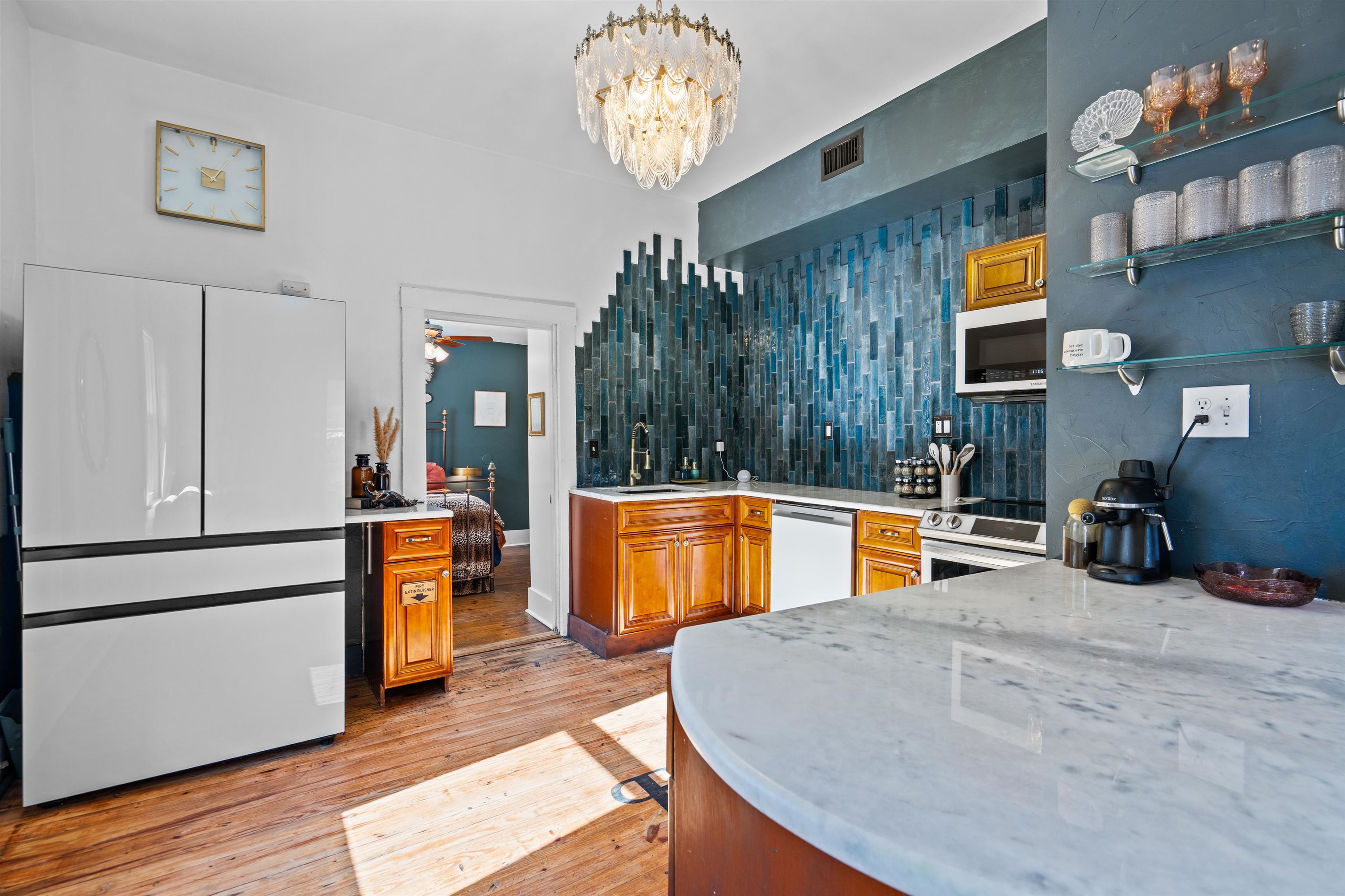 Image 15 of 40 For 112 Martin Luther King Ave