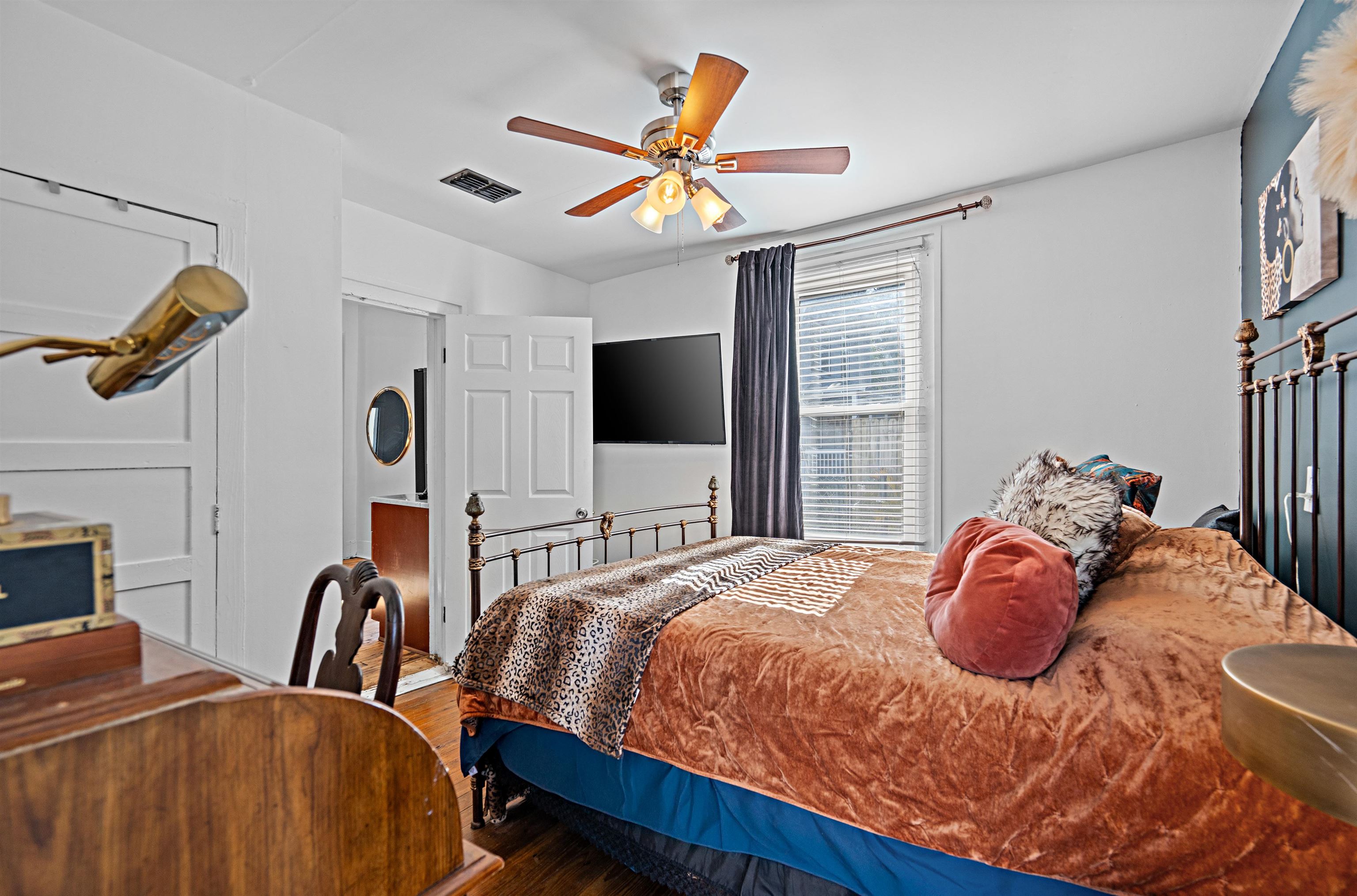 Image 18 of 40 For 112 Martin Luther King Ave