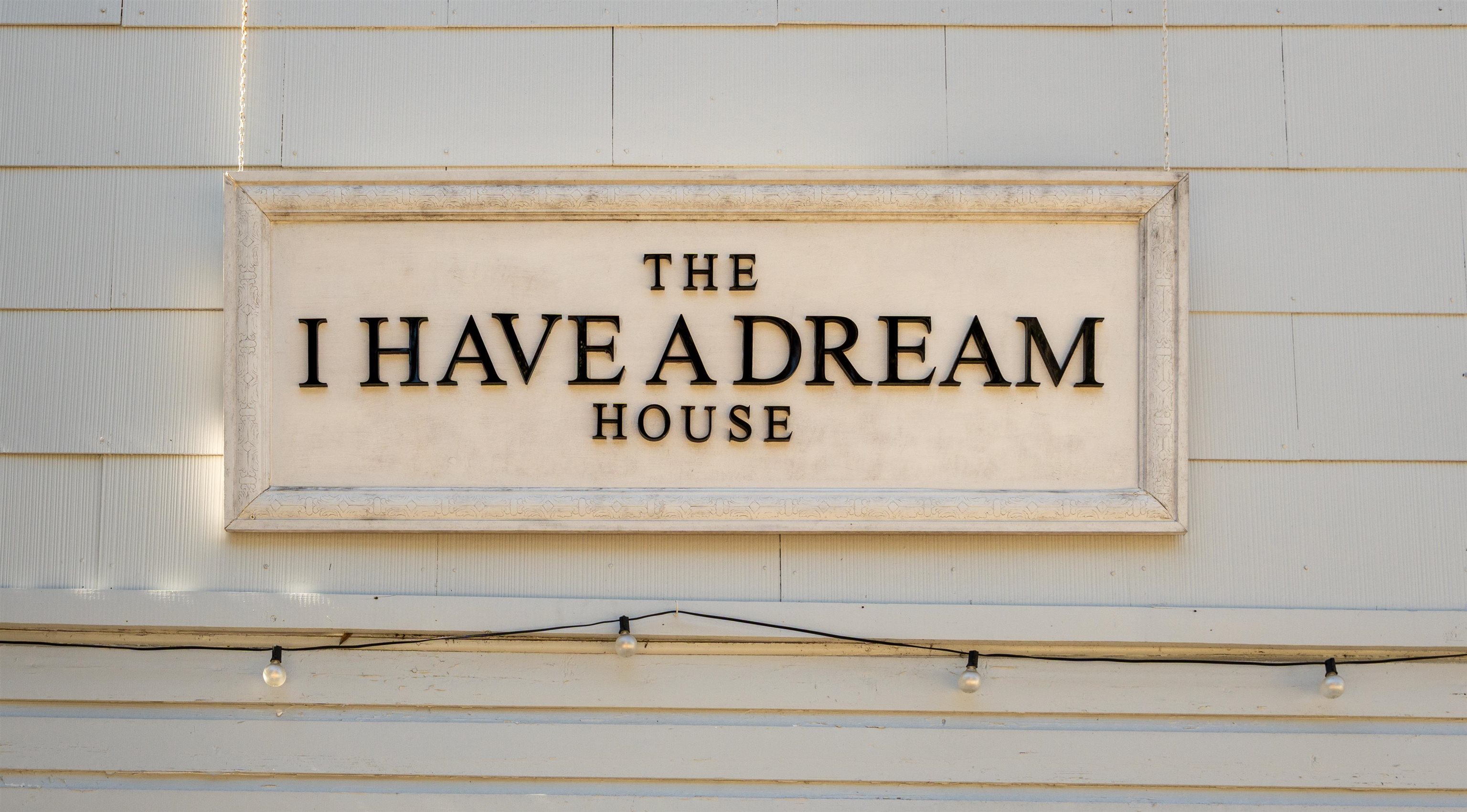 Image 2 of 40 For 112 Martin Luther King Ave