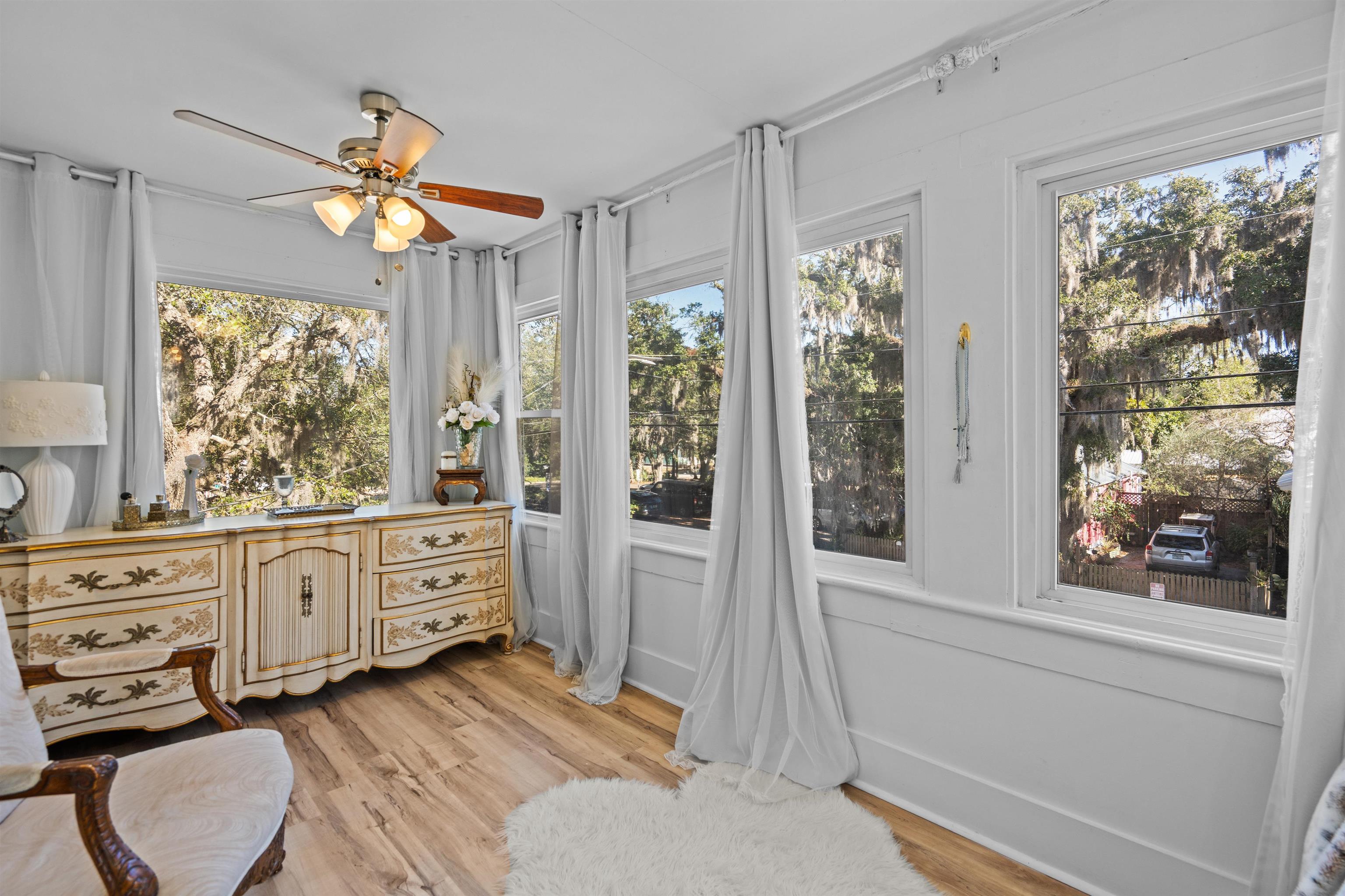 Image 32 of 40 For 112 Martin Luther King Ave