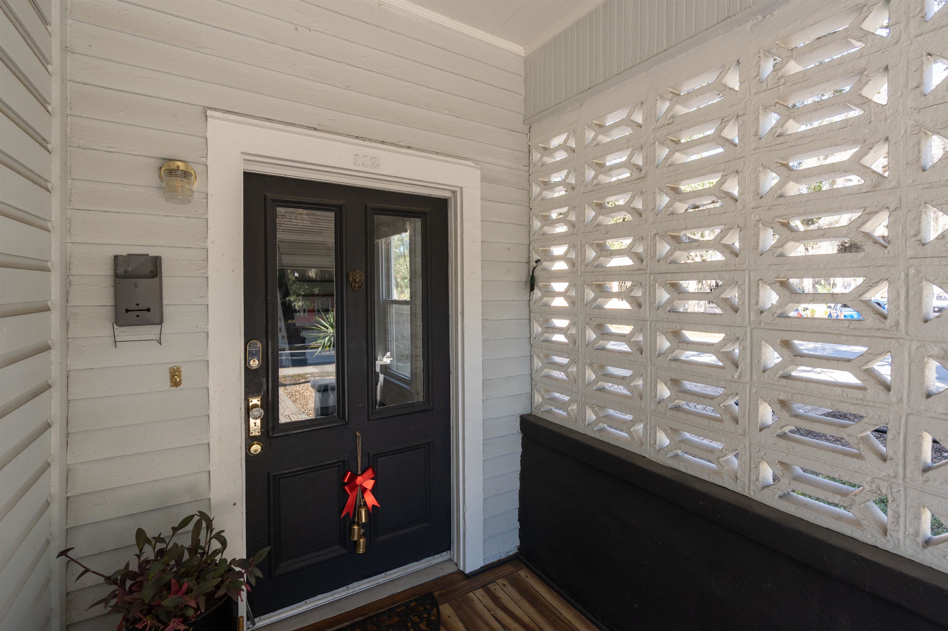 Image 4 of 40 For 112 Martin Luther King Ave