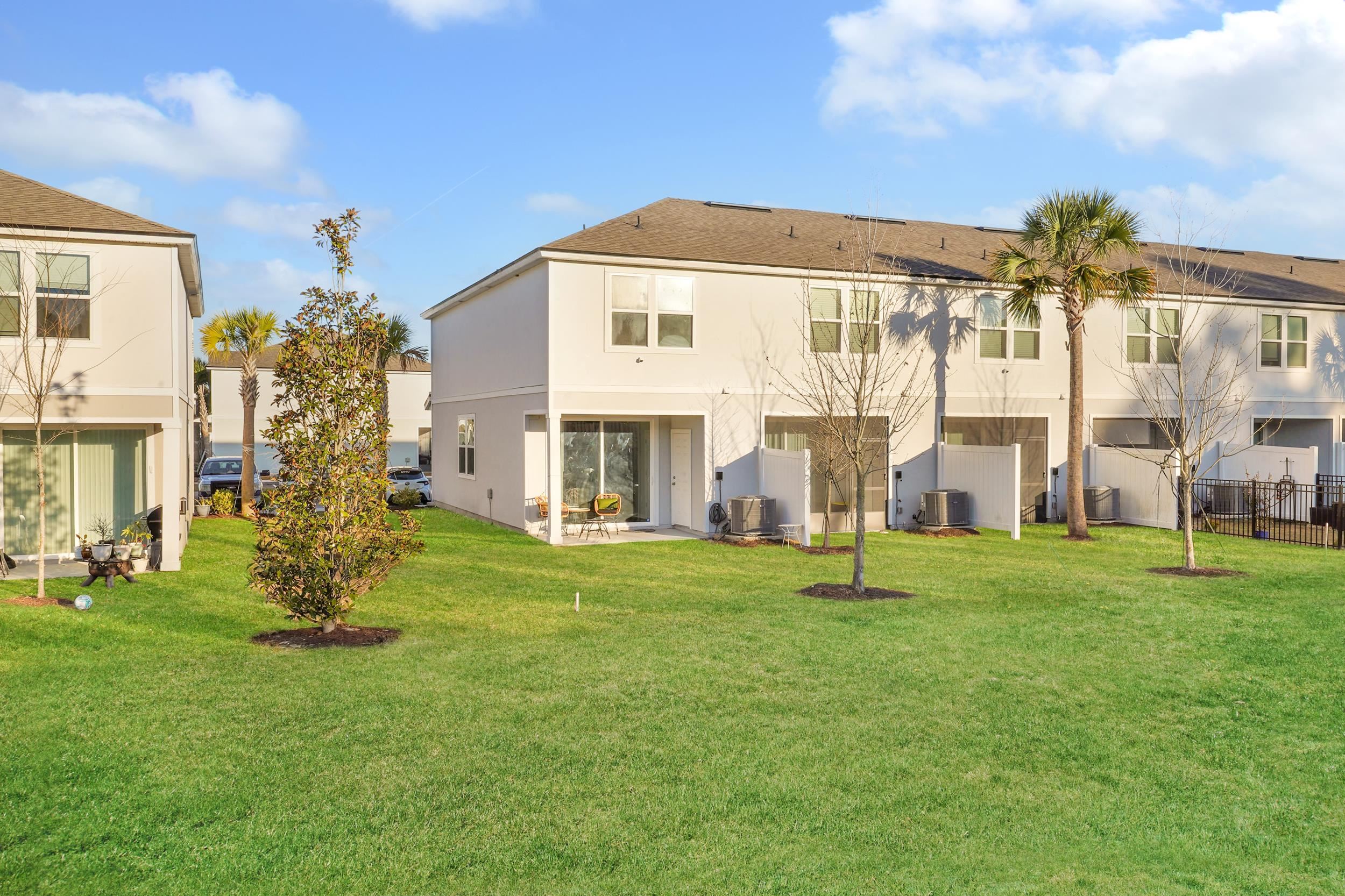 Image 25 of 32 For 57 Elmhurst Lane