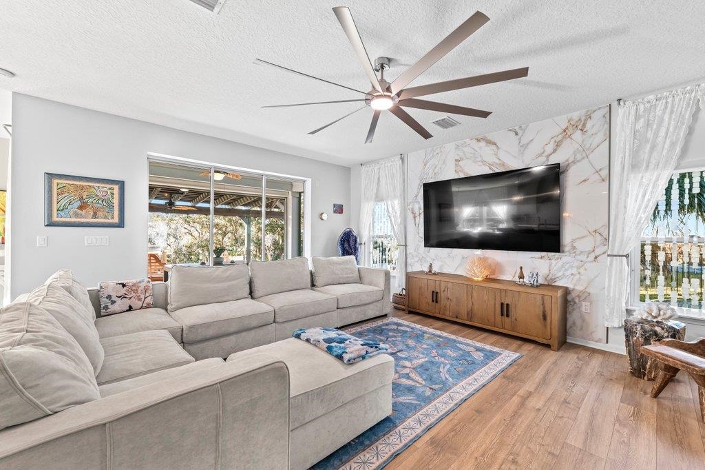 Image 14 of 100 For 63 Guanahani Trl