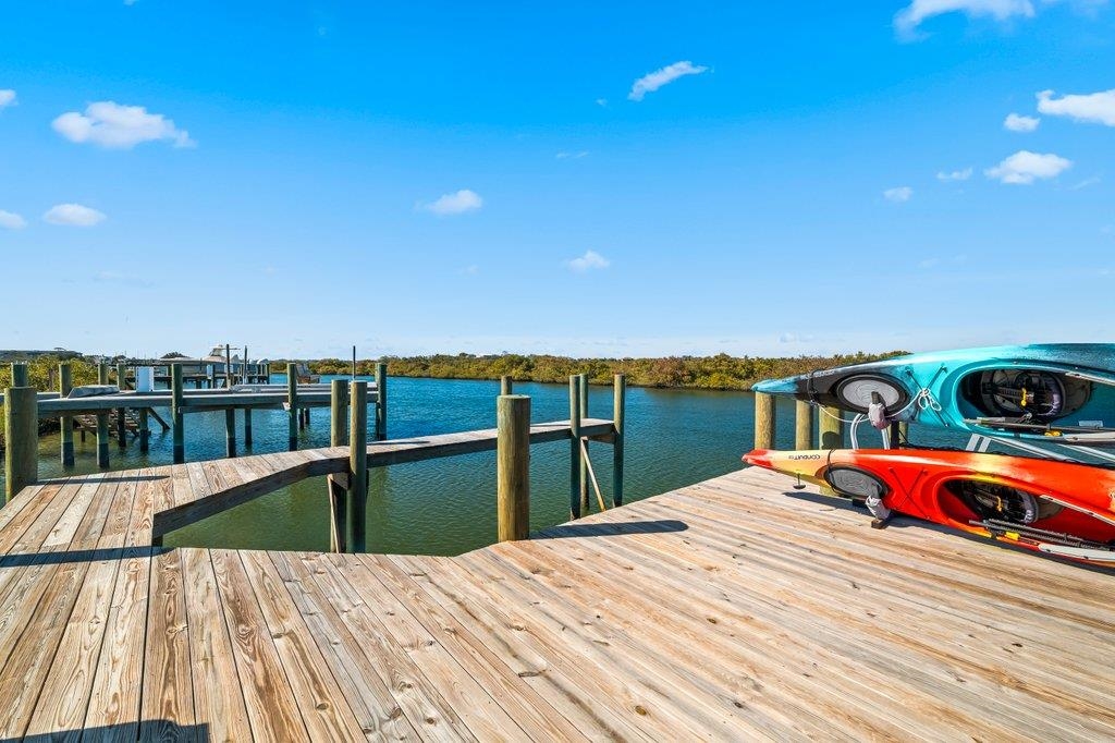 Image 43 of 100 For 63 Guanahani Trl