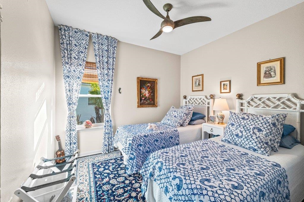 Image 72 of 100 For 63 Guanahani Trl